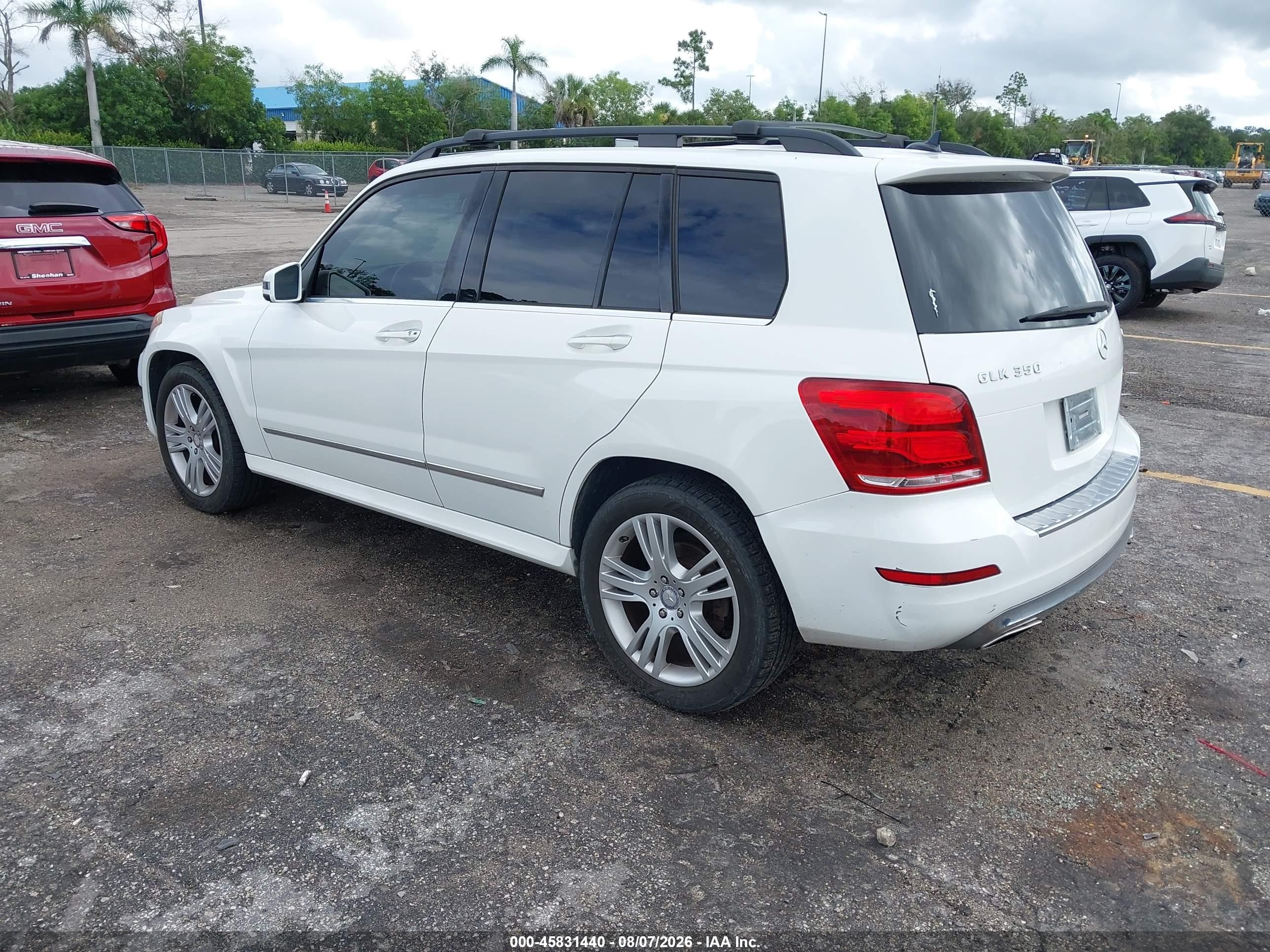 2015 Mercedes-benz Glk 350 4matic White vin: WDCGG8JB0FG374188