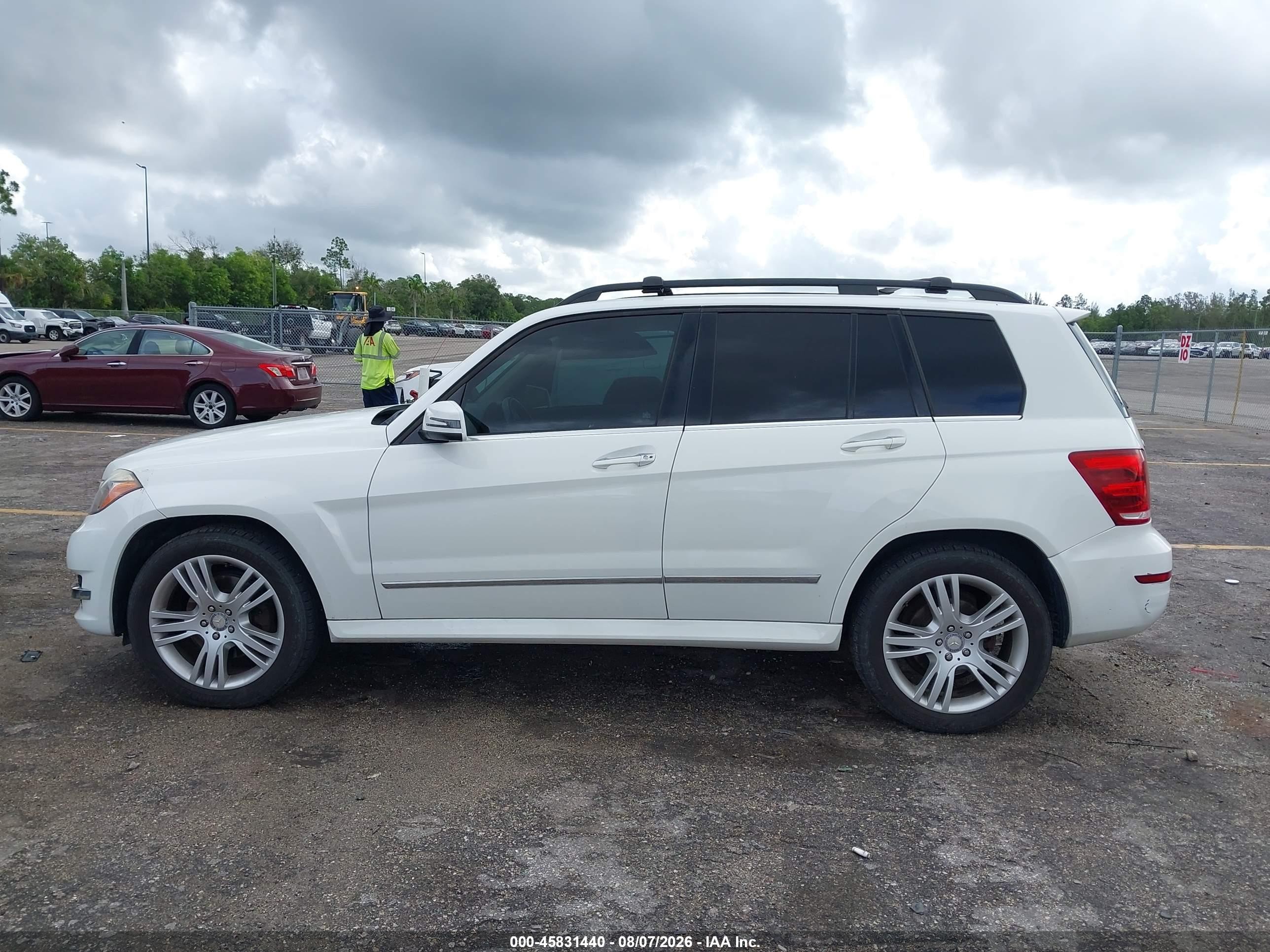 2015 Mercedes-benz Glk 350 4matic White vin: WDCGG8JB0FG374188