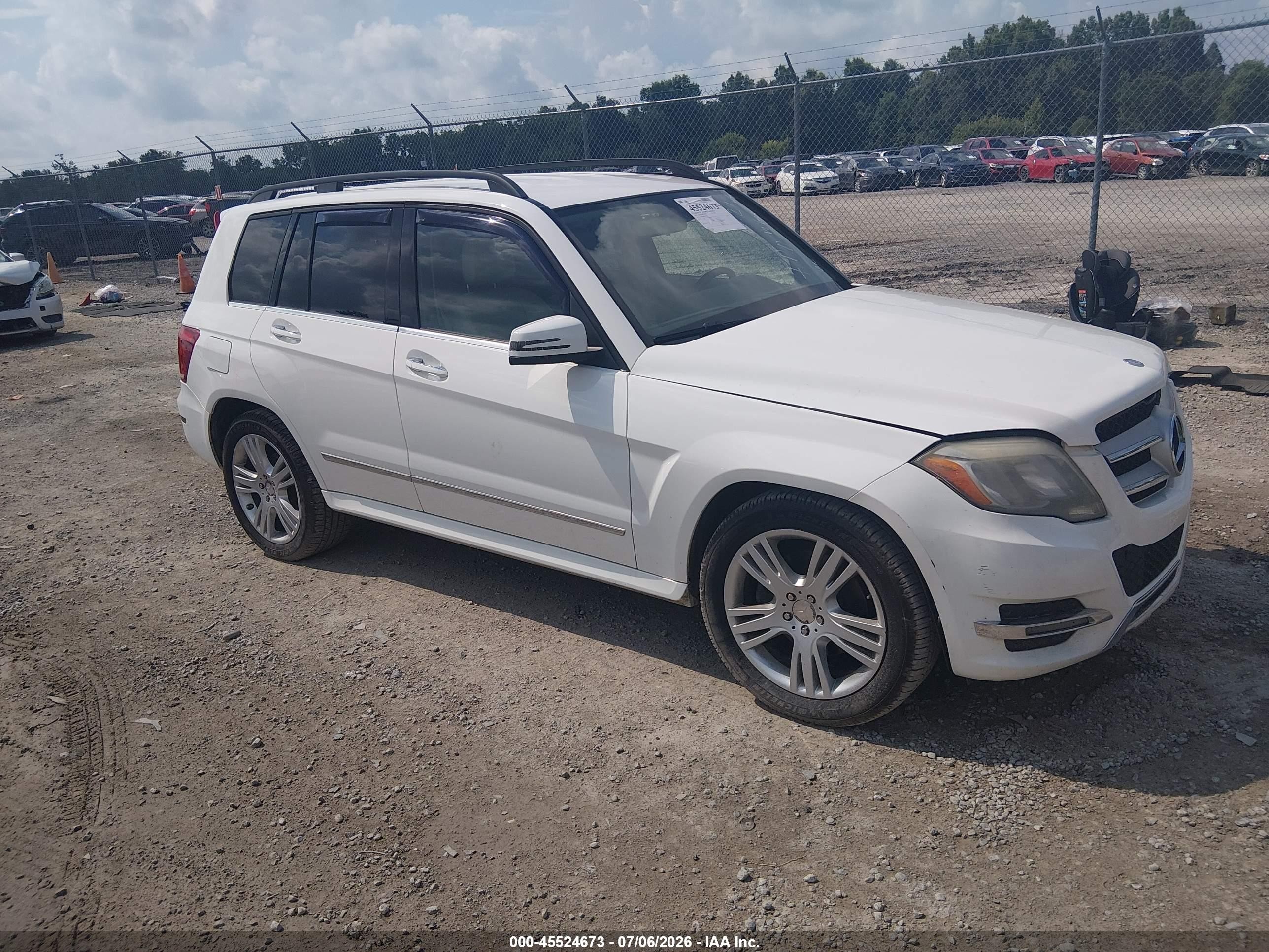 2015 Mercedes-benz Glk 350 4matic Белый vin: WDCGG8JB0FG425379