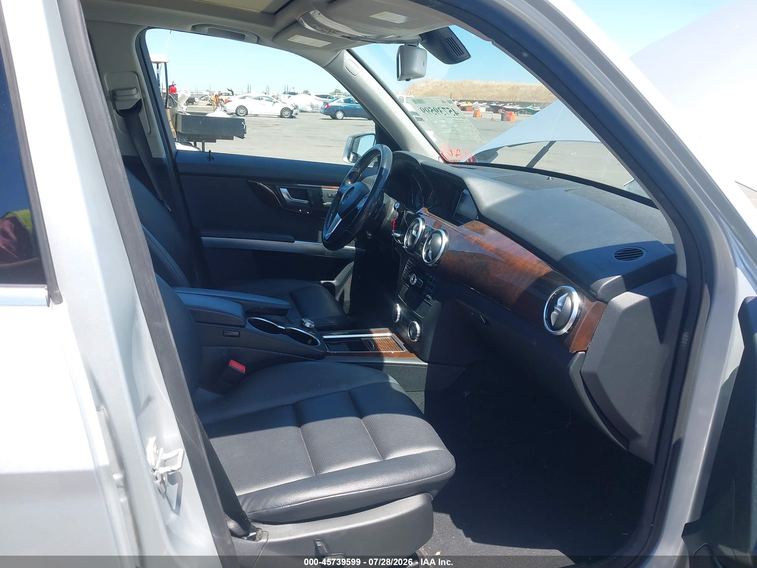 2015 Mercedes-benz Glk 350 4matic Silver vin: WDCGG8JB0FG427133