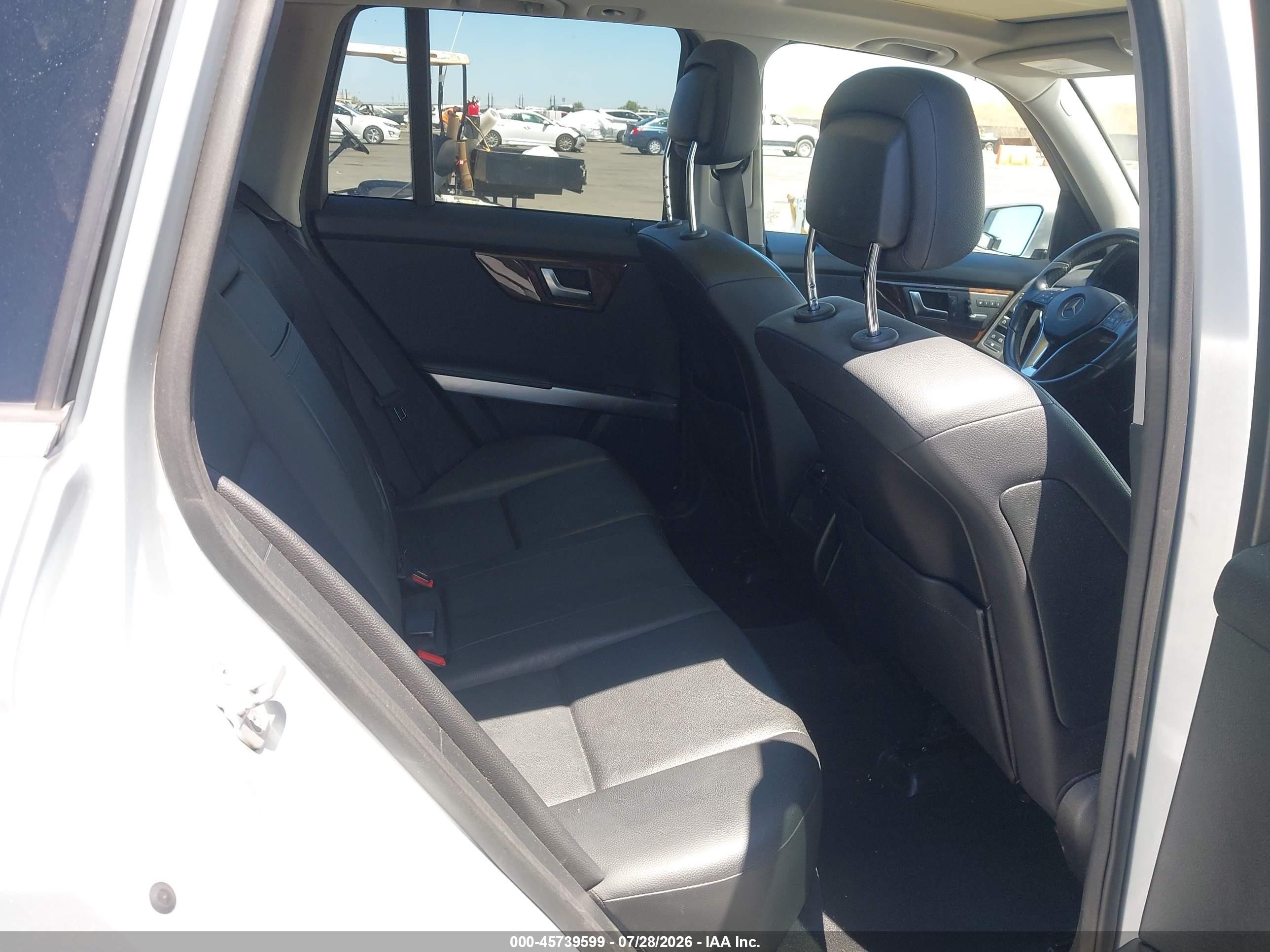 2015 Mercedes-benz Glk 350 4matic Silver vin: WDCGG8JB0FG427133
