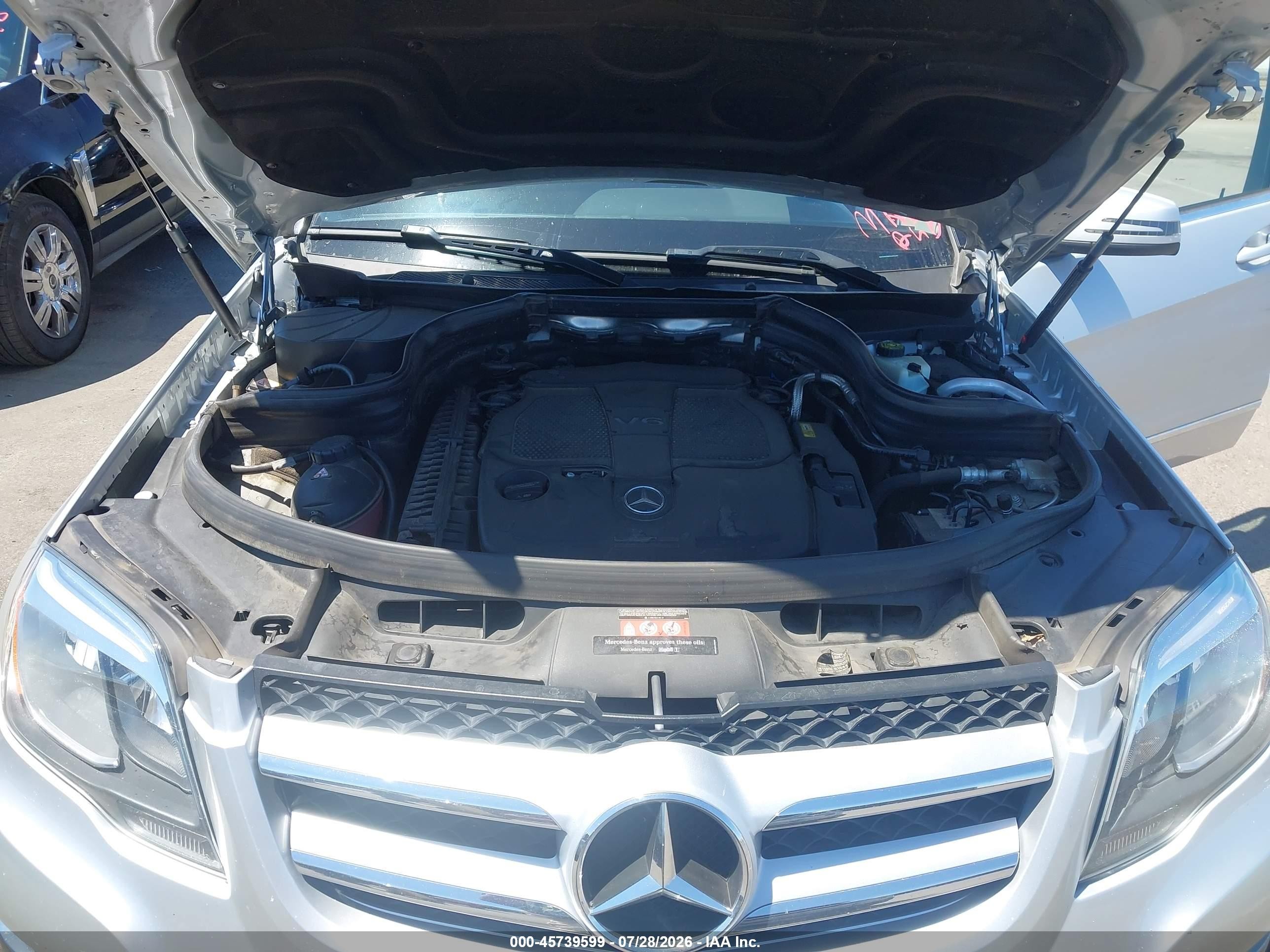 2015 Mercedes-benz Glk 350 4matic Silver vin: WDCGG8JB0FG427133