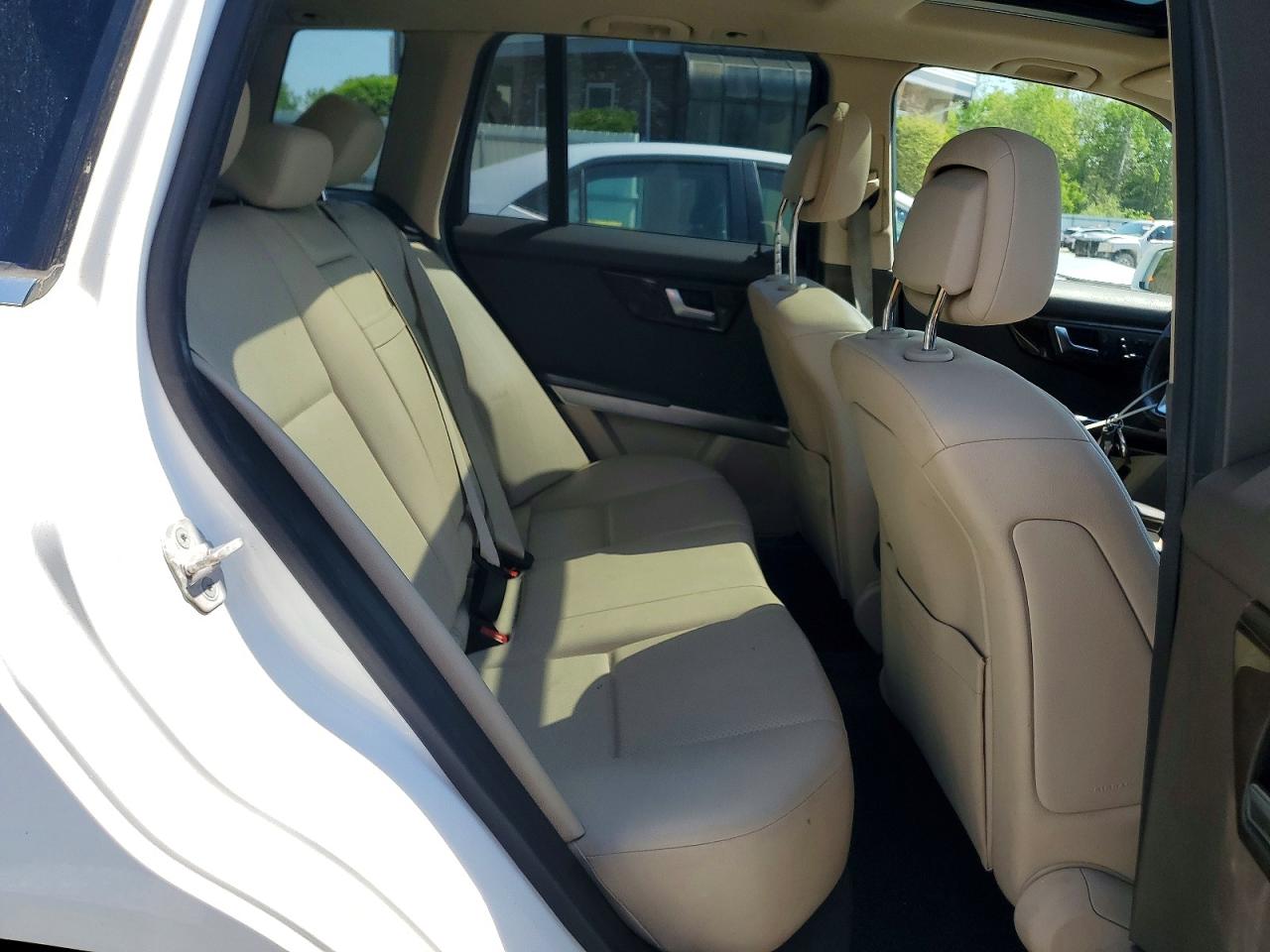 2015 Mercedes-benz Glk 350 4matic White vin: WDCGG8JB0FG434616