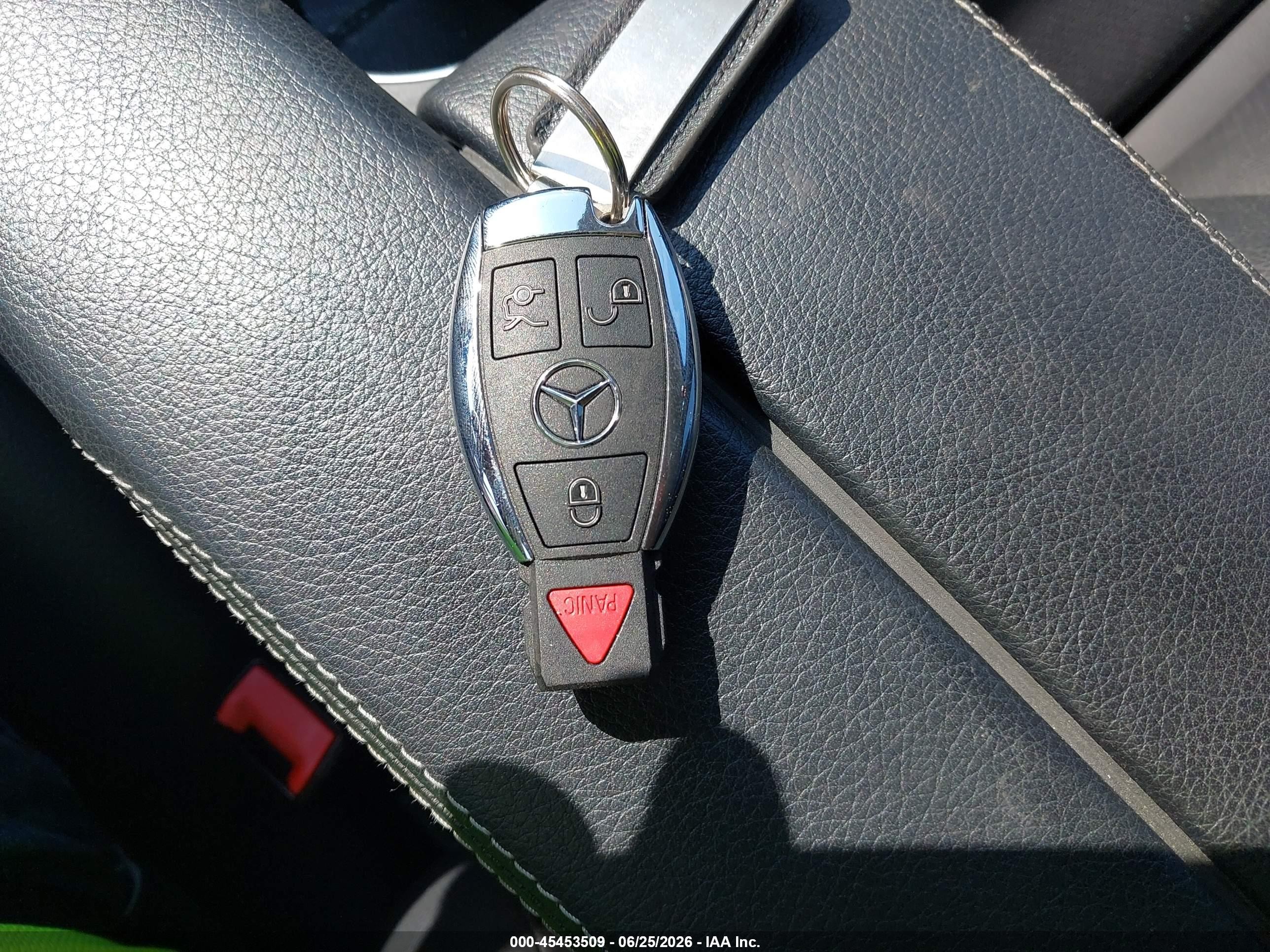 2015 Mercedes-benz Glk 350 4matic Серый vin: WDCGG8JB0FG435538