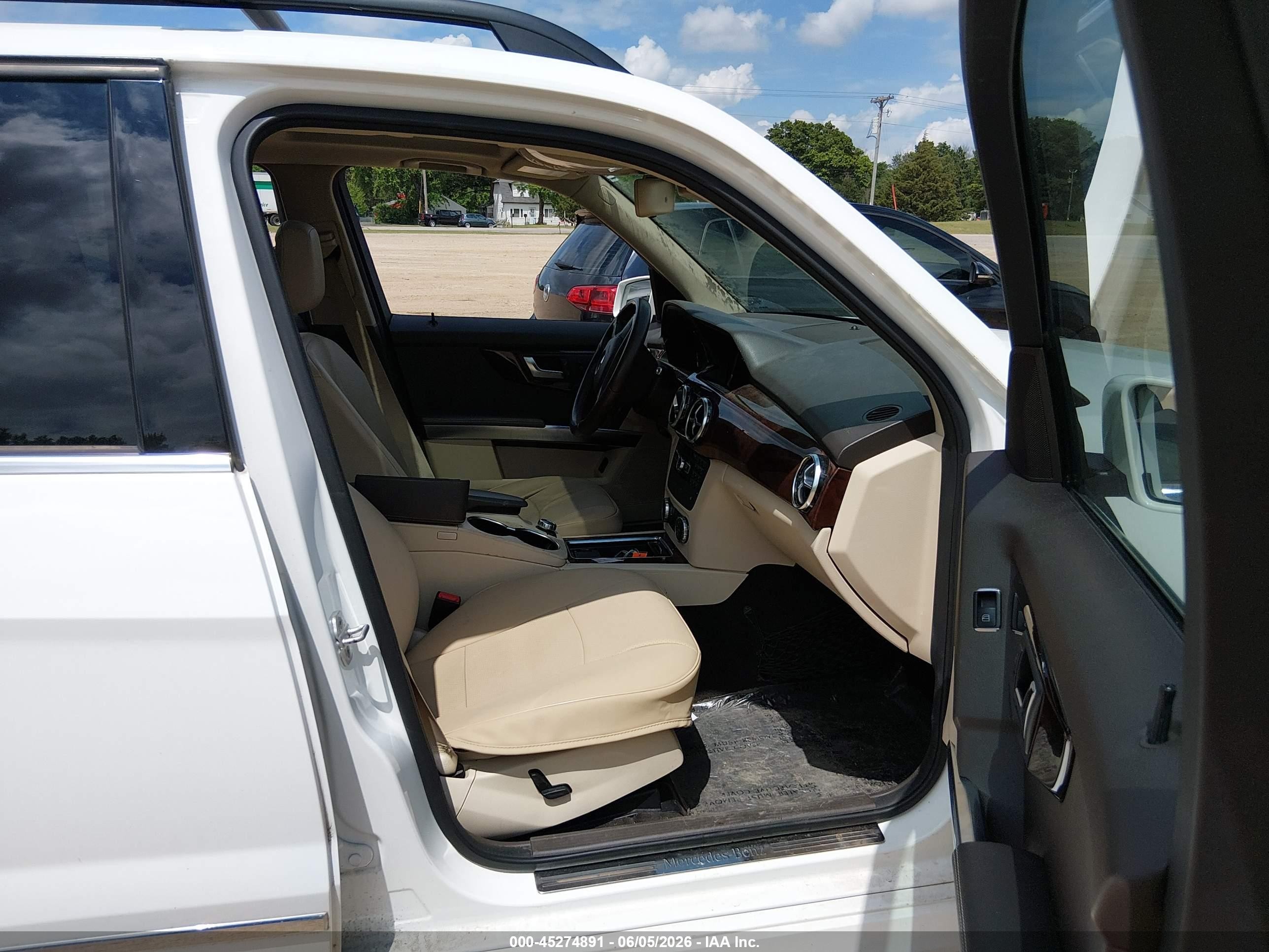 2013 Mercedes-benz Glk 350 4matic White vin: WDCGG8JB1DF983910