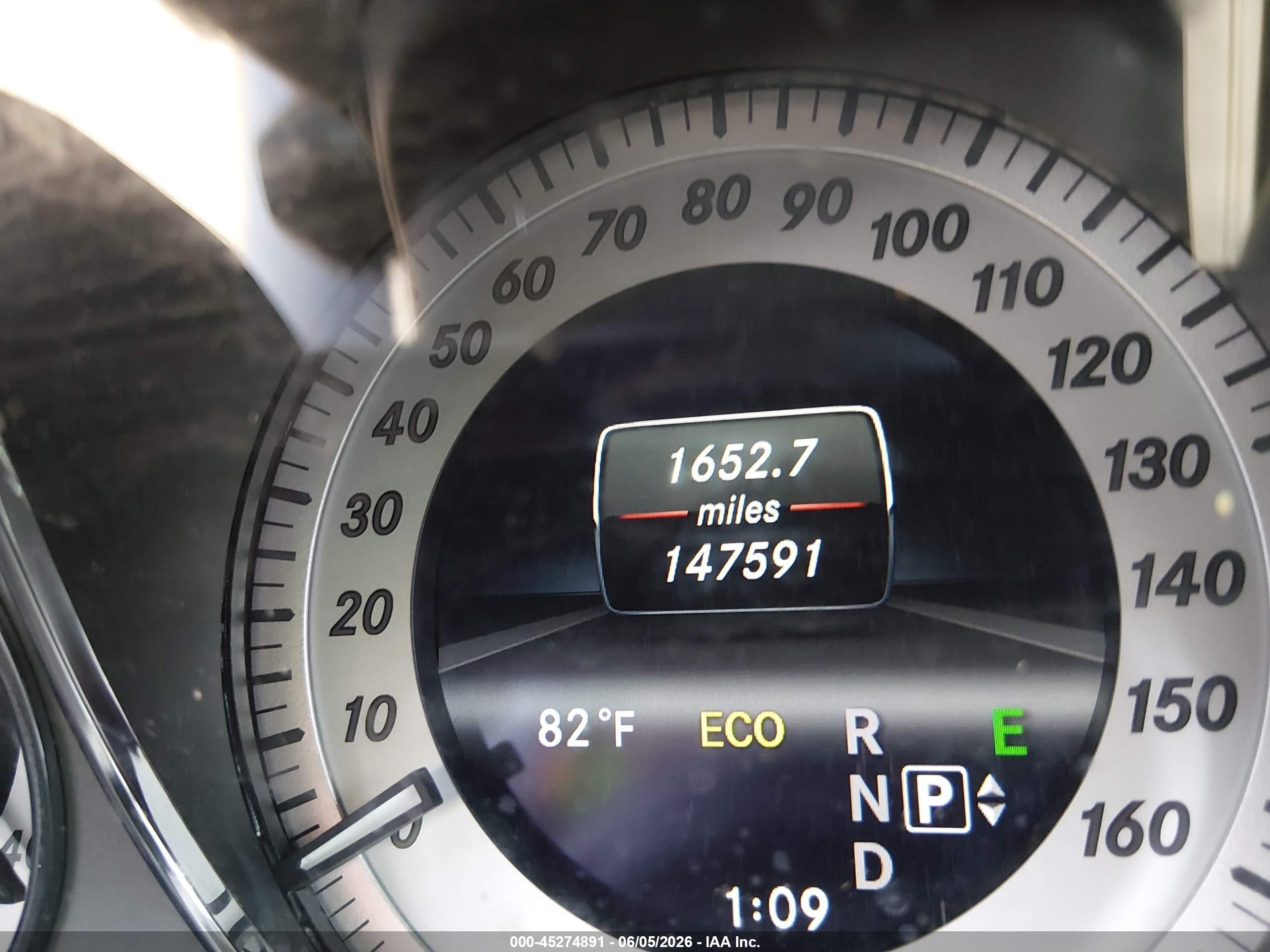2013 Mercedes-benz Glk 350 4matic White vin: WDCGG8JB1DF983910
