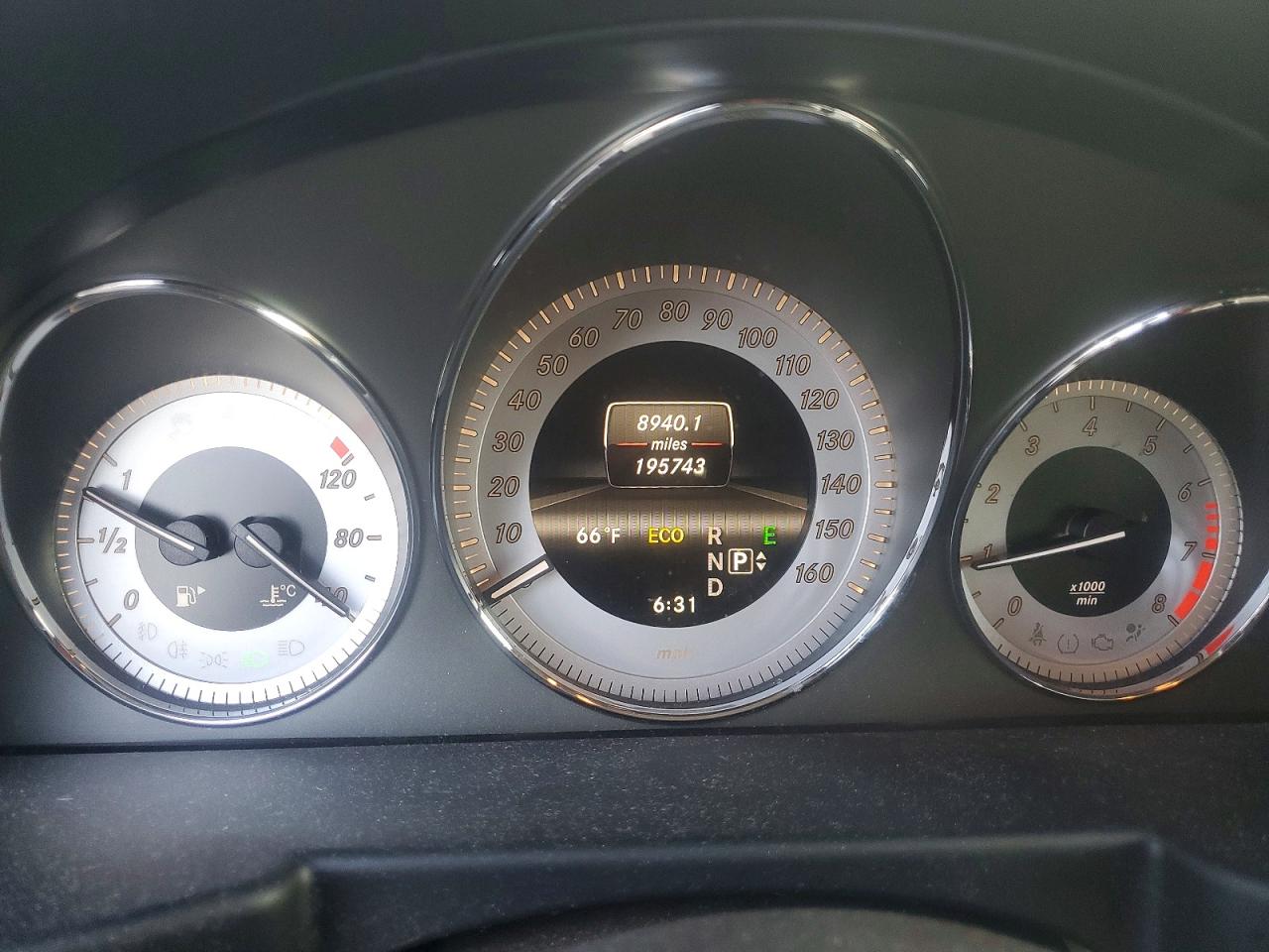 2013 Mercedes-benz Glk 350 4matic White vin: WDCGG8JB1DG093692