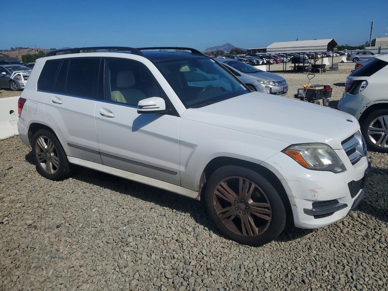 2013 Mercedes-benz Glk 350 4matic White vin: WDCGG8JB1DG097628
