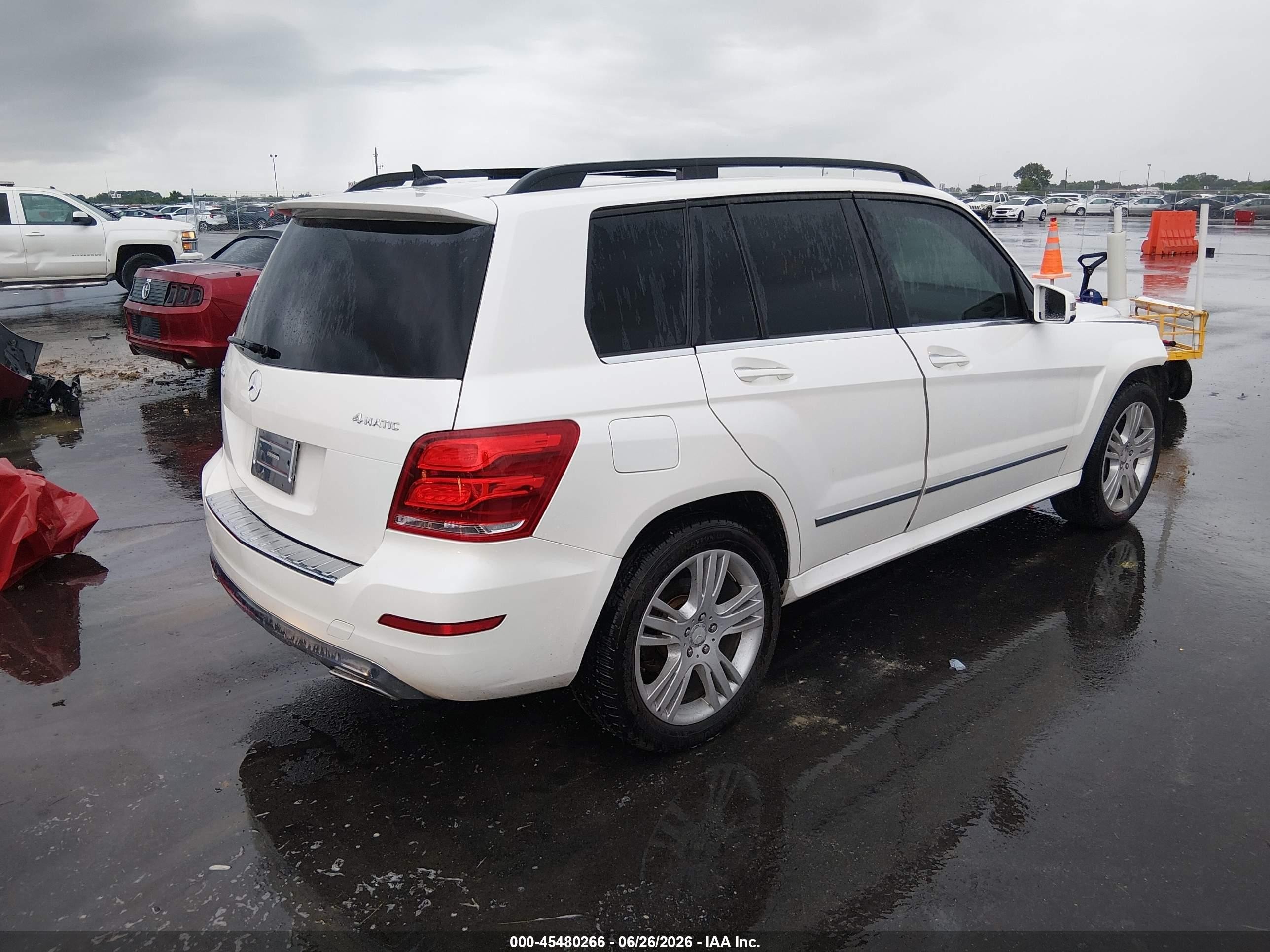 2014 Mercedes-benz Glk 350 4matic White vin: WDCGG8JB1EG211158