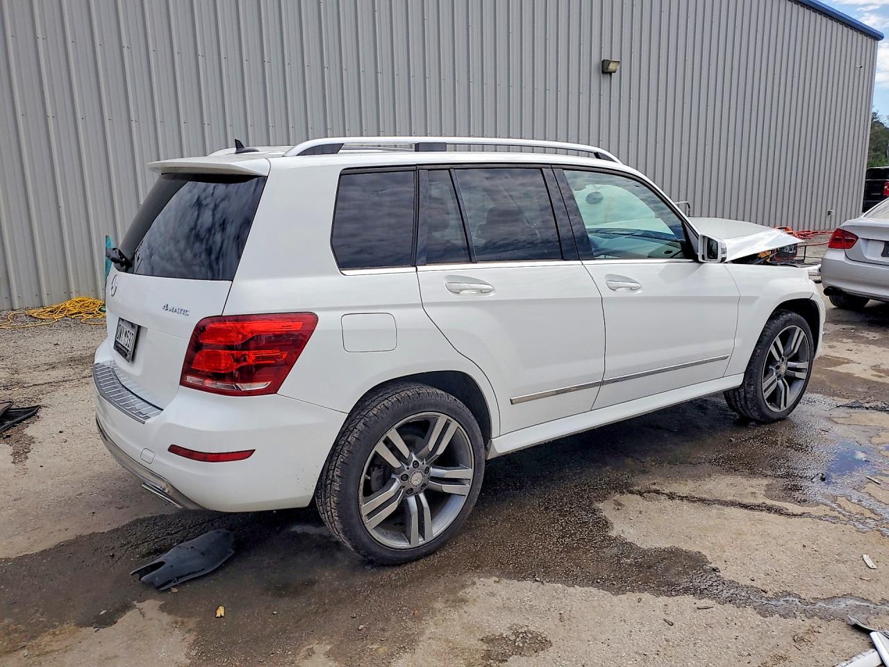 2015 Mercedes-benz Glk 350 4matic White vin: WDCGG8JB1FG340809