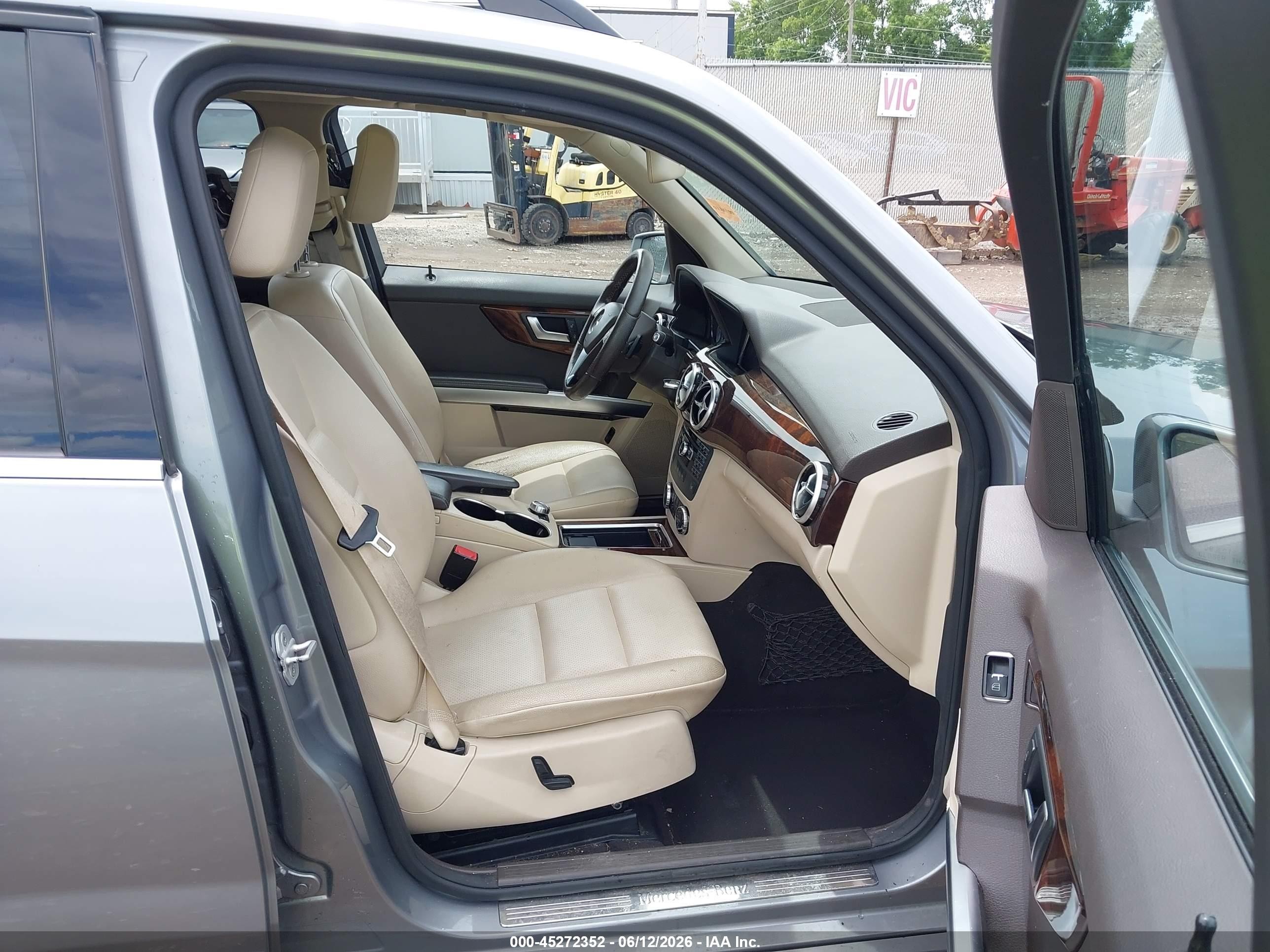 2015 Mercedes-benz Glk 350 4matic Gray vin: WDCGG8JB1FG383157