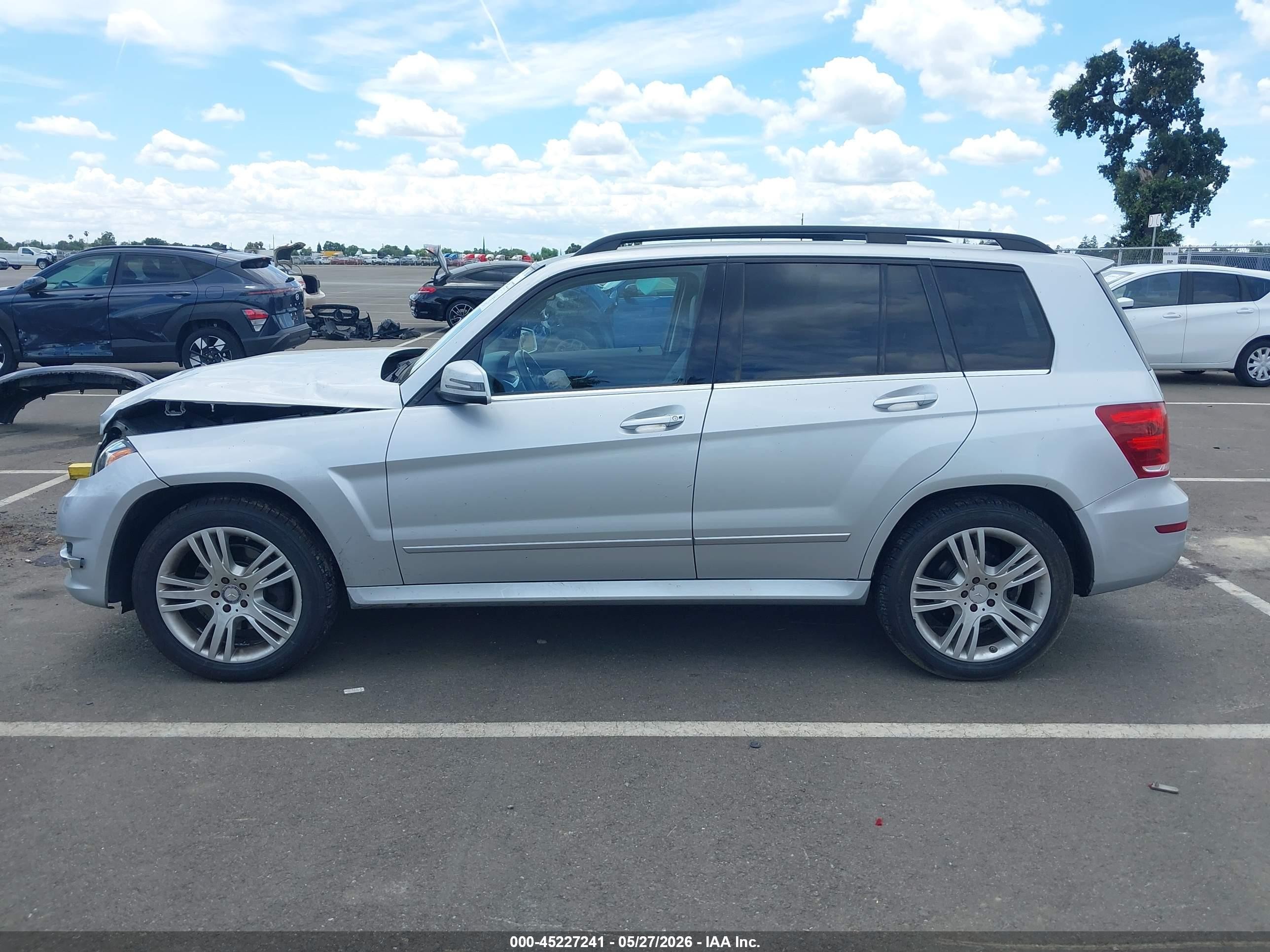 2013 Mercedes-benz Glk 350 4matic Silver vin: WDCGG8JB2DF996861