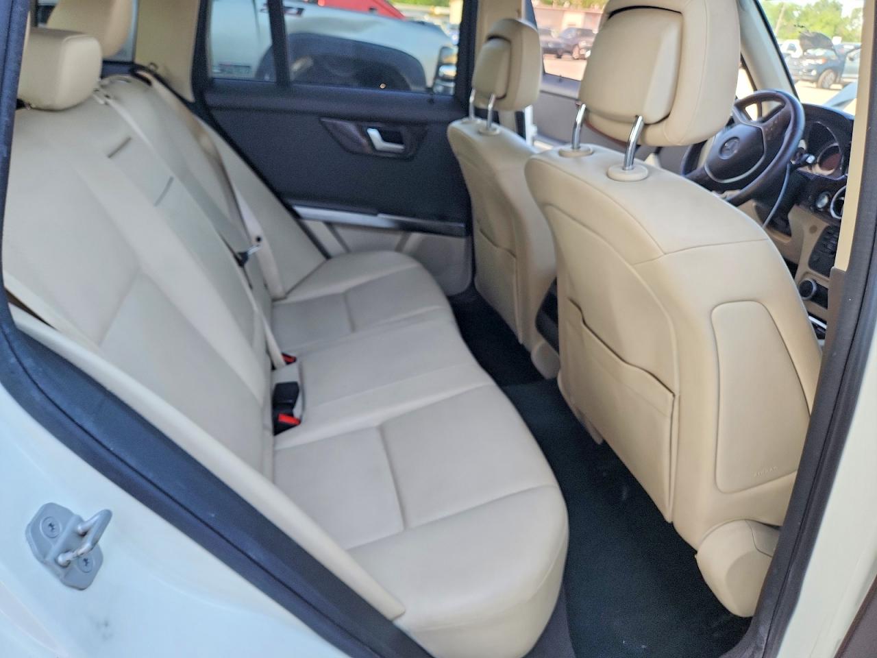 2013 Mercedes-benz Glk 350 4matic White vin: WDCGG8JB2DG071636