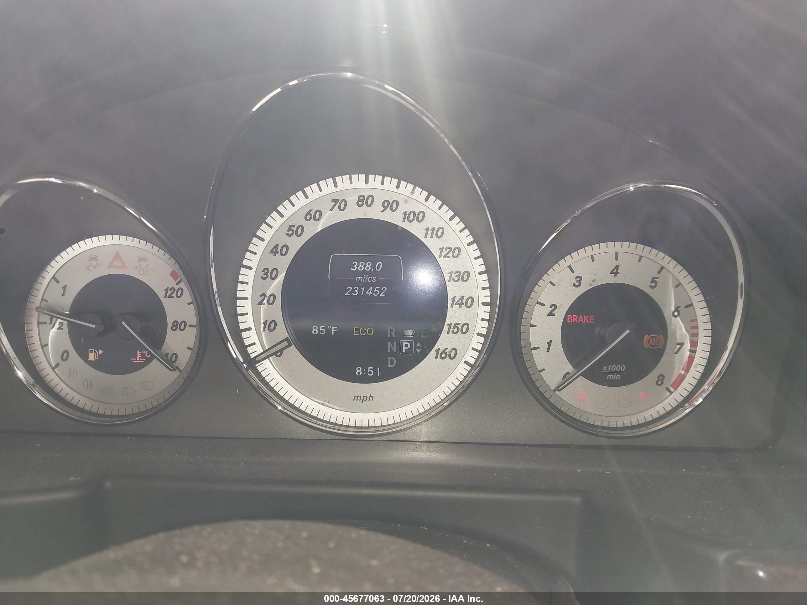 2013 Mercedes-benz Glk 350 4matic White vin: WDCGG8JB2DG075945