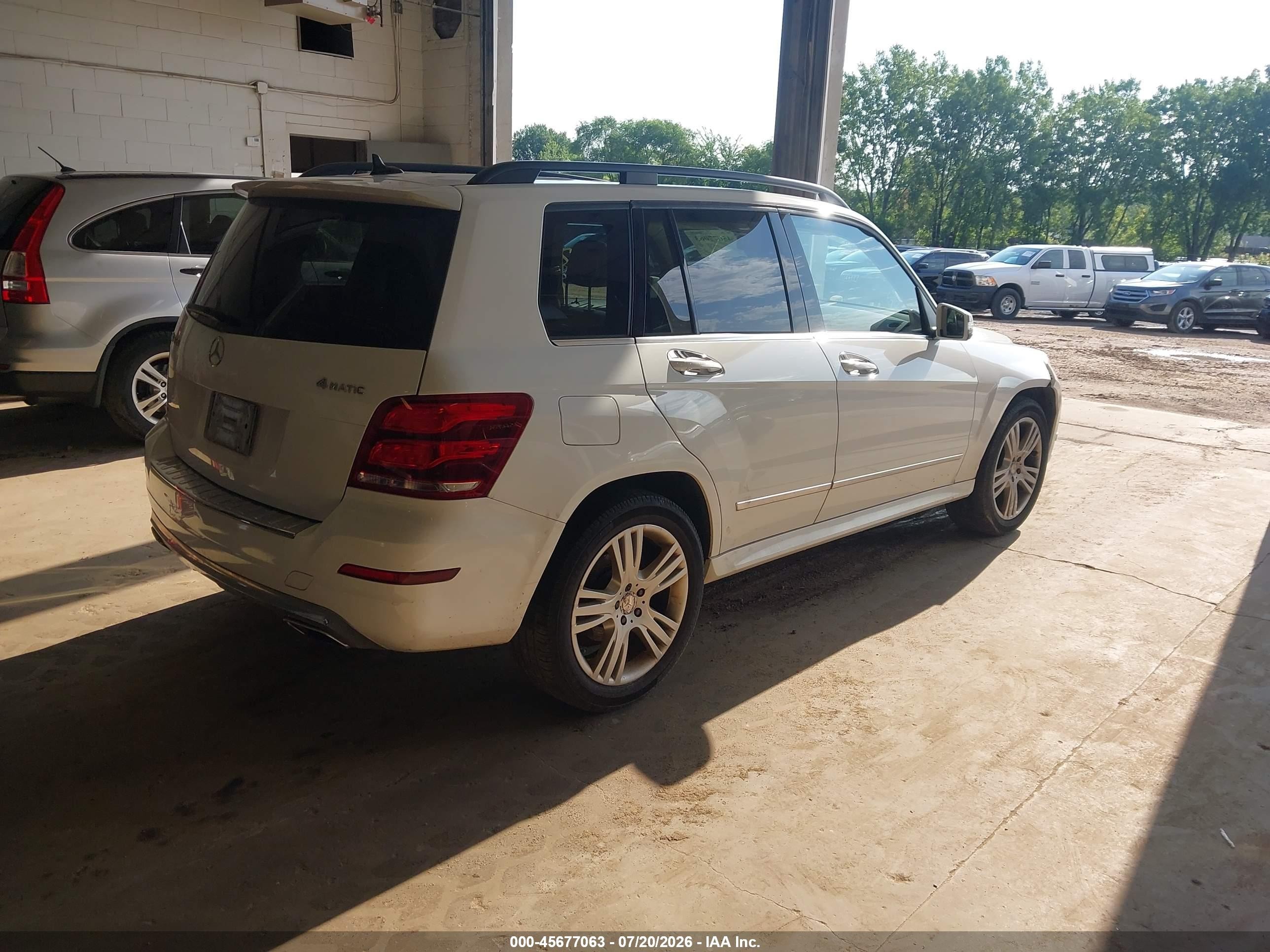 2013 Mercedes-benz Glk 350 4matic White vin: WDCGG8JB2DG075945