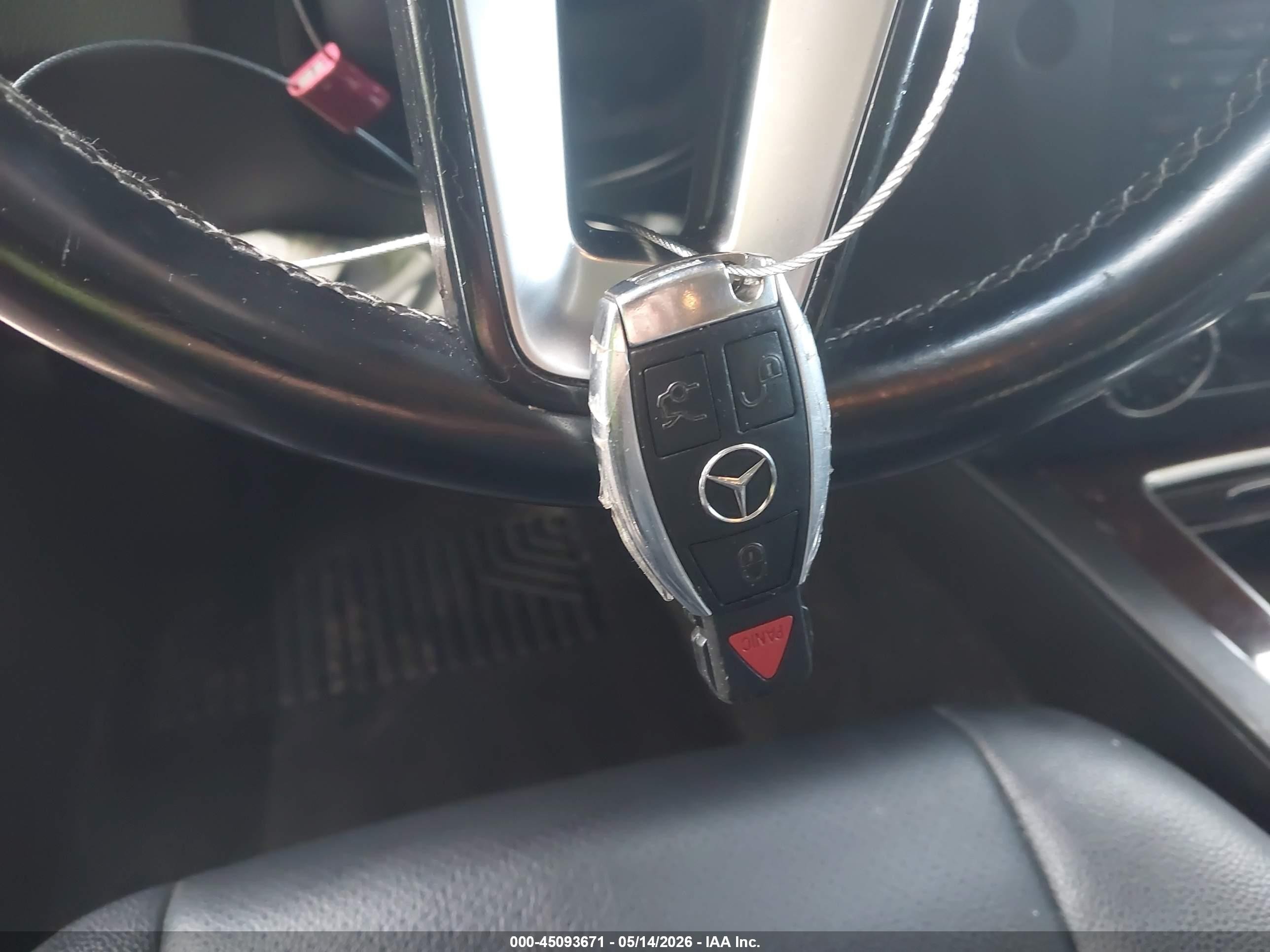 2013 Mercedes-benz Glk 350 4matic Black vin: WDCGG8JB2DG084192