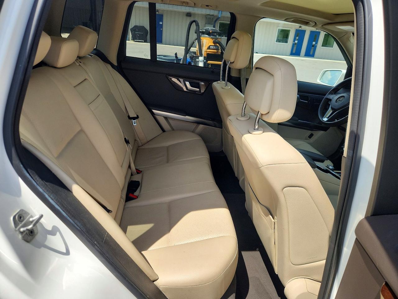 2013 Mercedes-benz Glk 350 4matic White vin: WDCGG8JB2DG084256