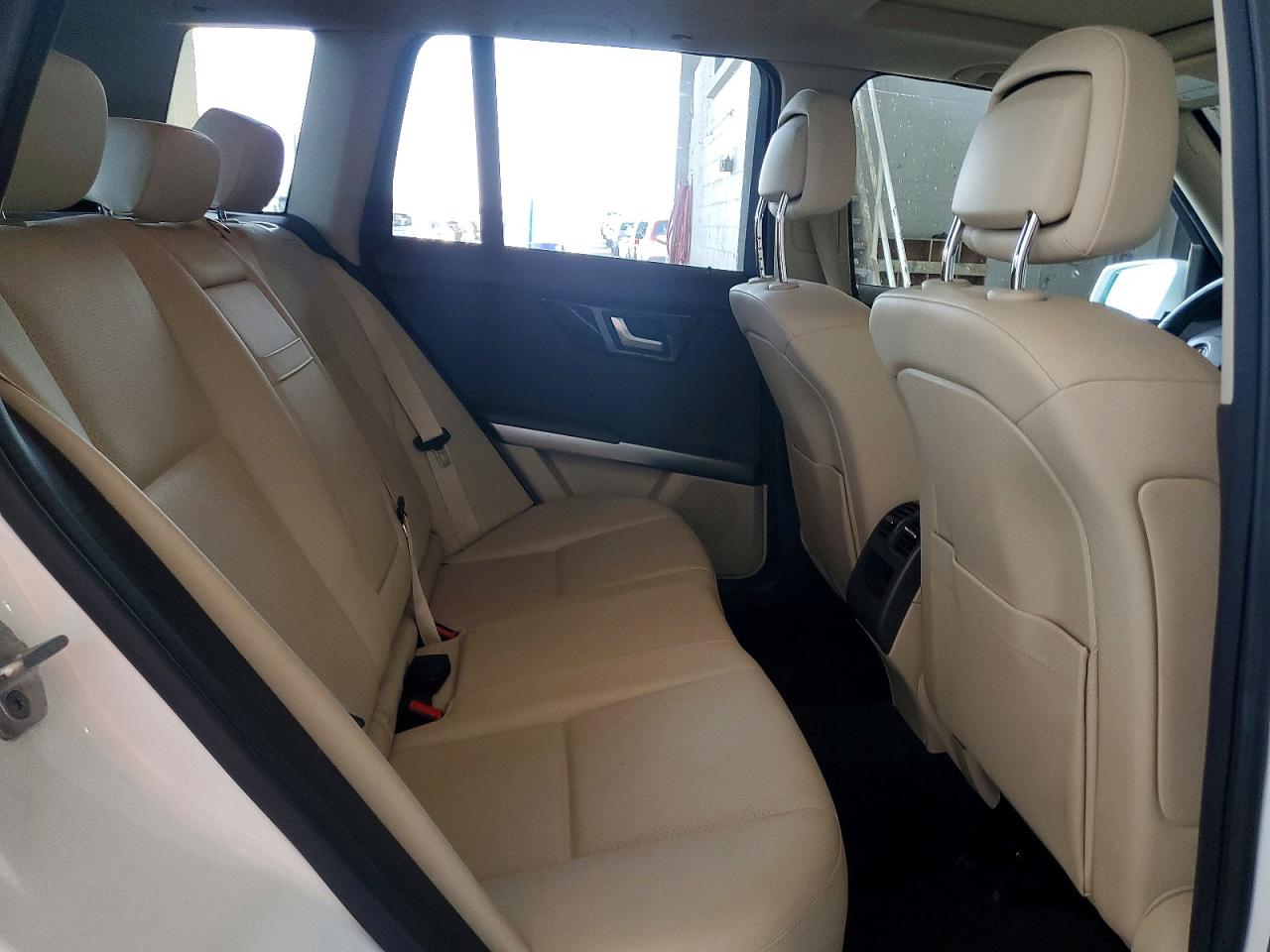 2014 Mercedes-benz Glk 350 4matic White vin: WDCGG8JB2EG179644