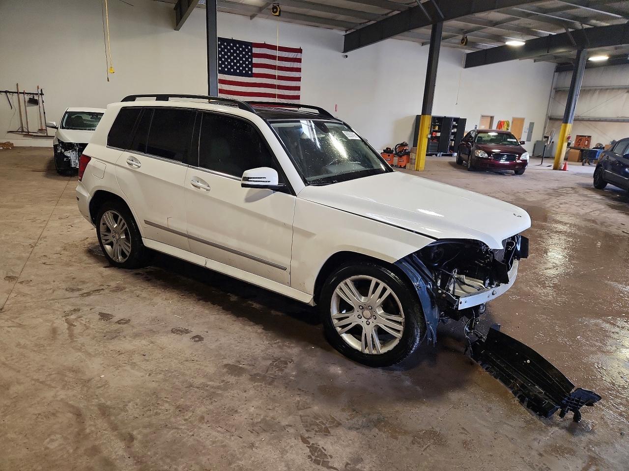 2014 Mercedes-benz Glk 350 4matic Белый vin: WDCGG8JB2EG196329
