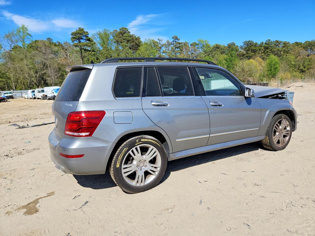 2015 Mercedes-benz Glk 350 4matic Silver vin: WDCGG8JB2FG365573