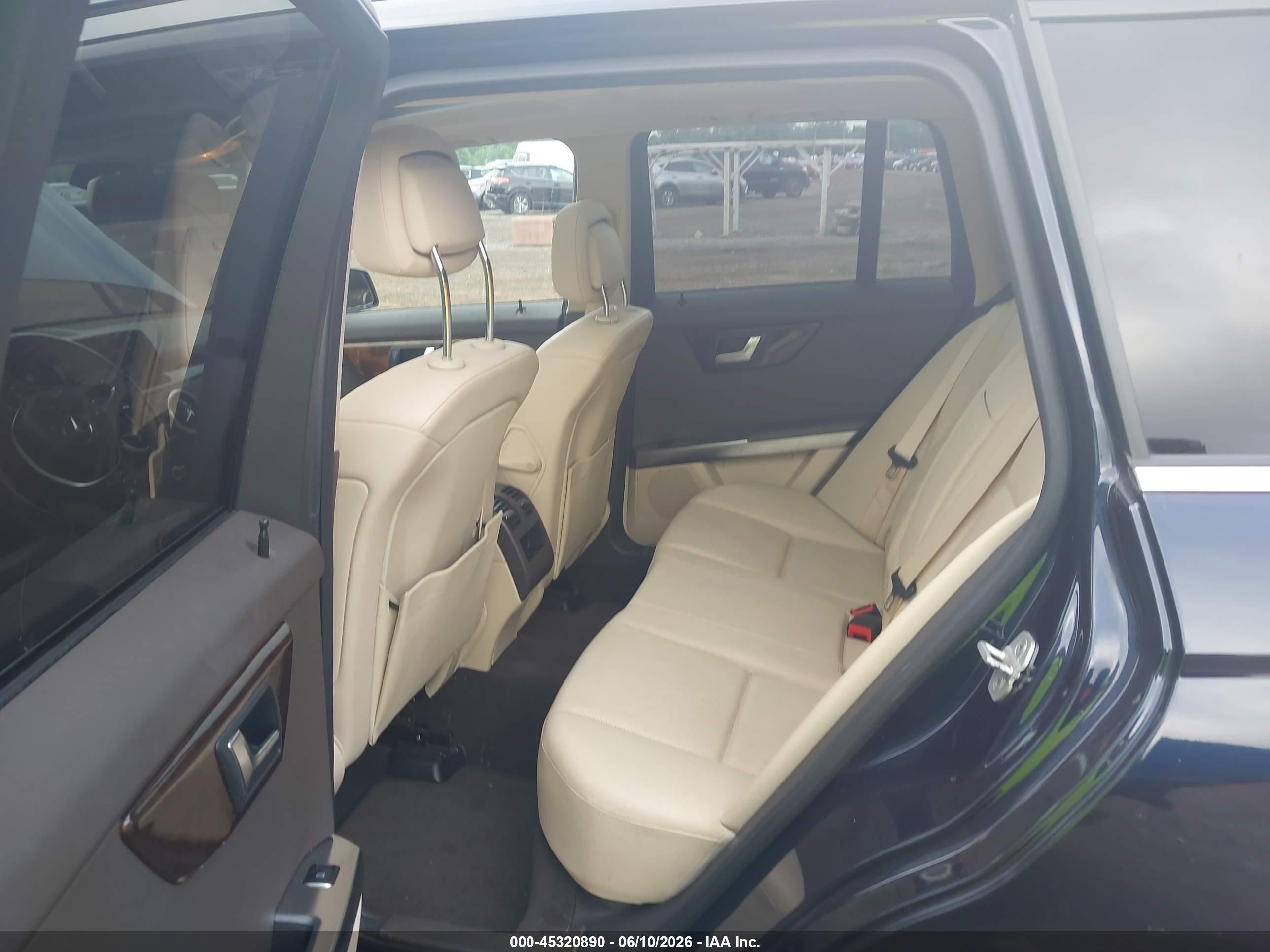 2014 Mercedes-benz Glk 350 4matic Dark Blue vin: WDCGG8JB3EG218788