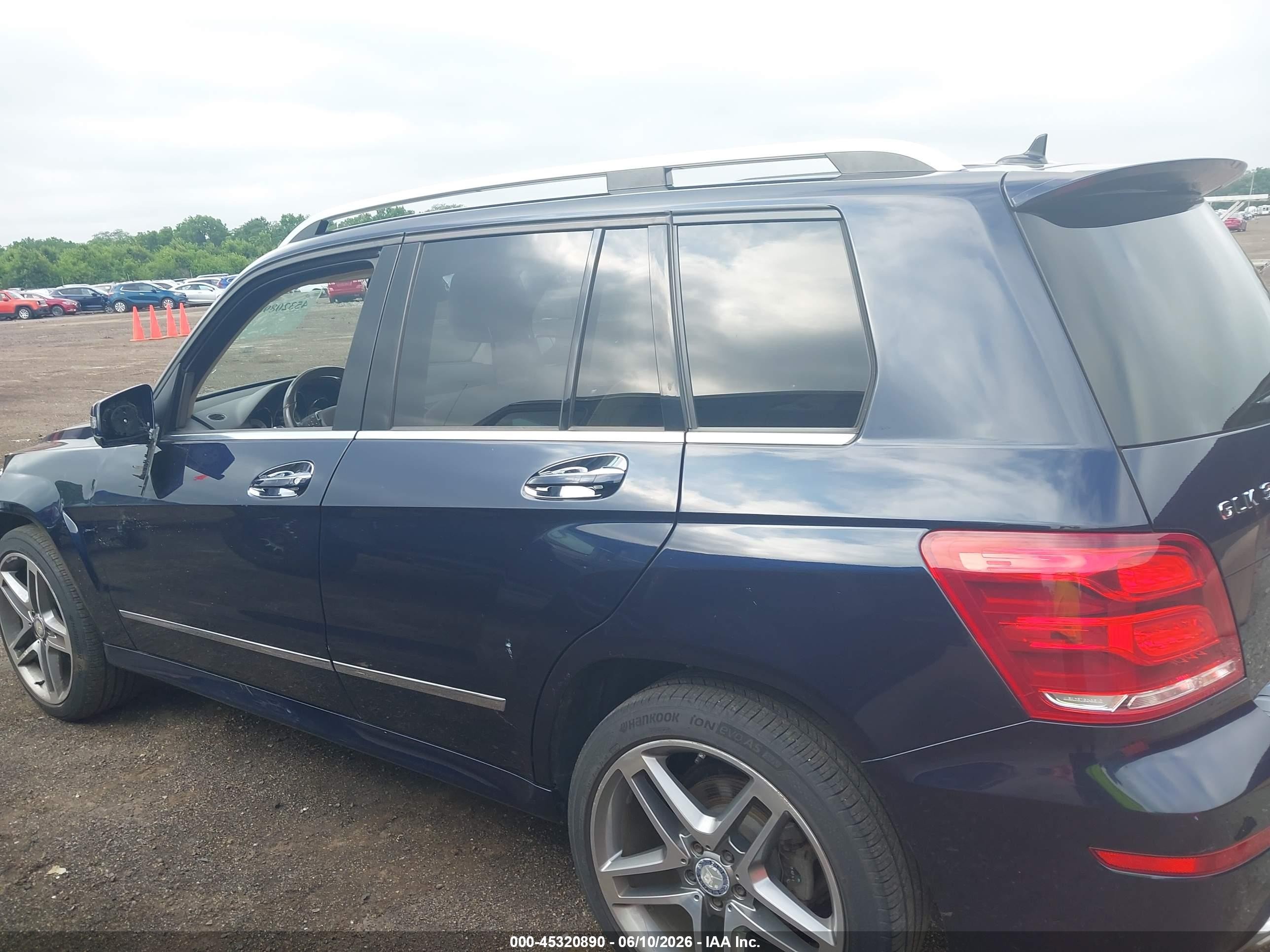 2014 Mercedes-benz Glk 350 4matic Dark Blue vin: WDCGG8JB3EG218788