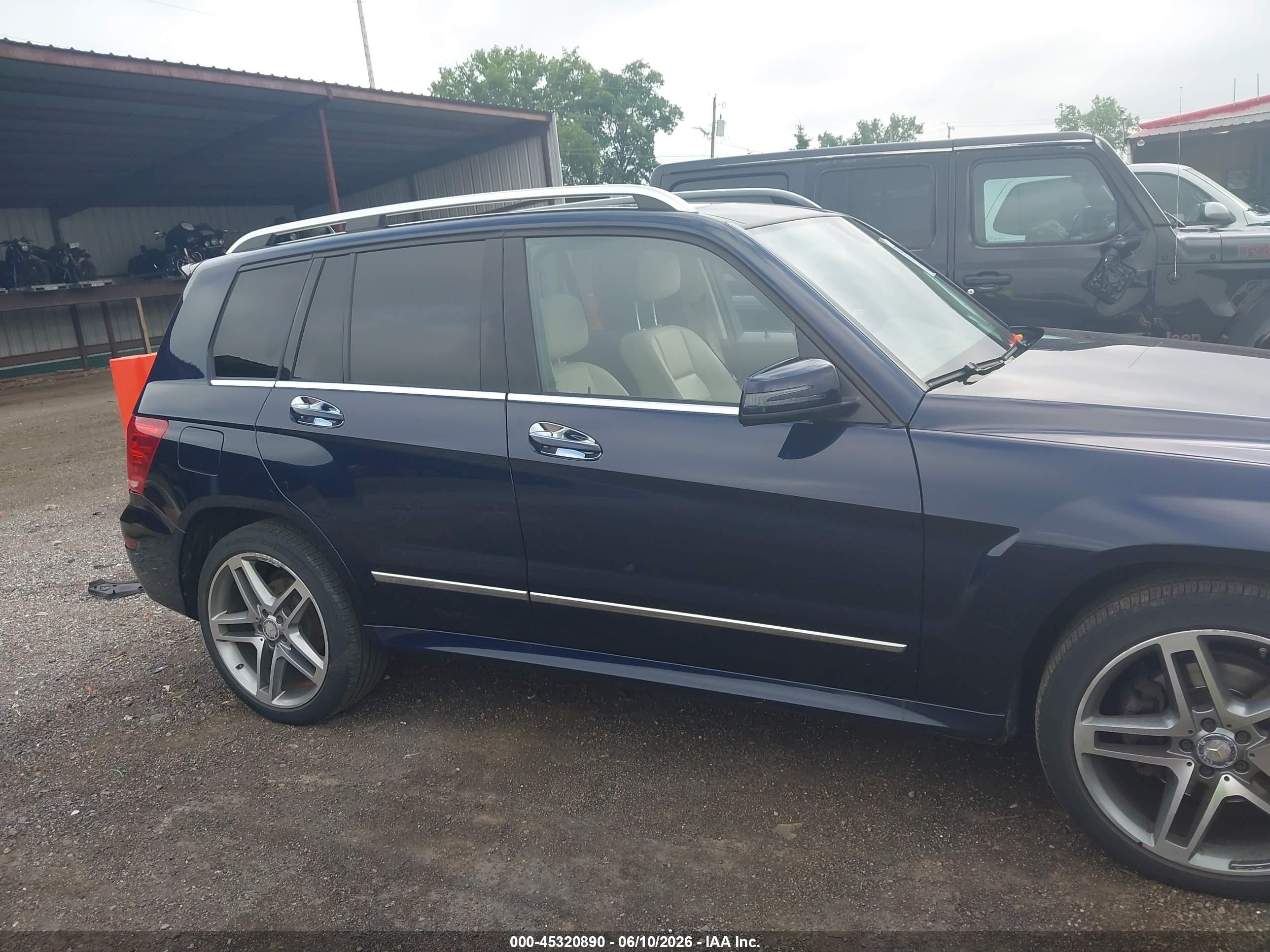2014 Mercedes-benz Glk 350 4matic Dark Blue vin: WDCGG8JB3EG218788
