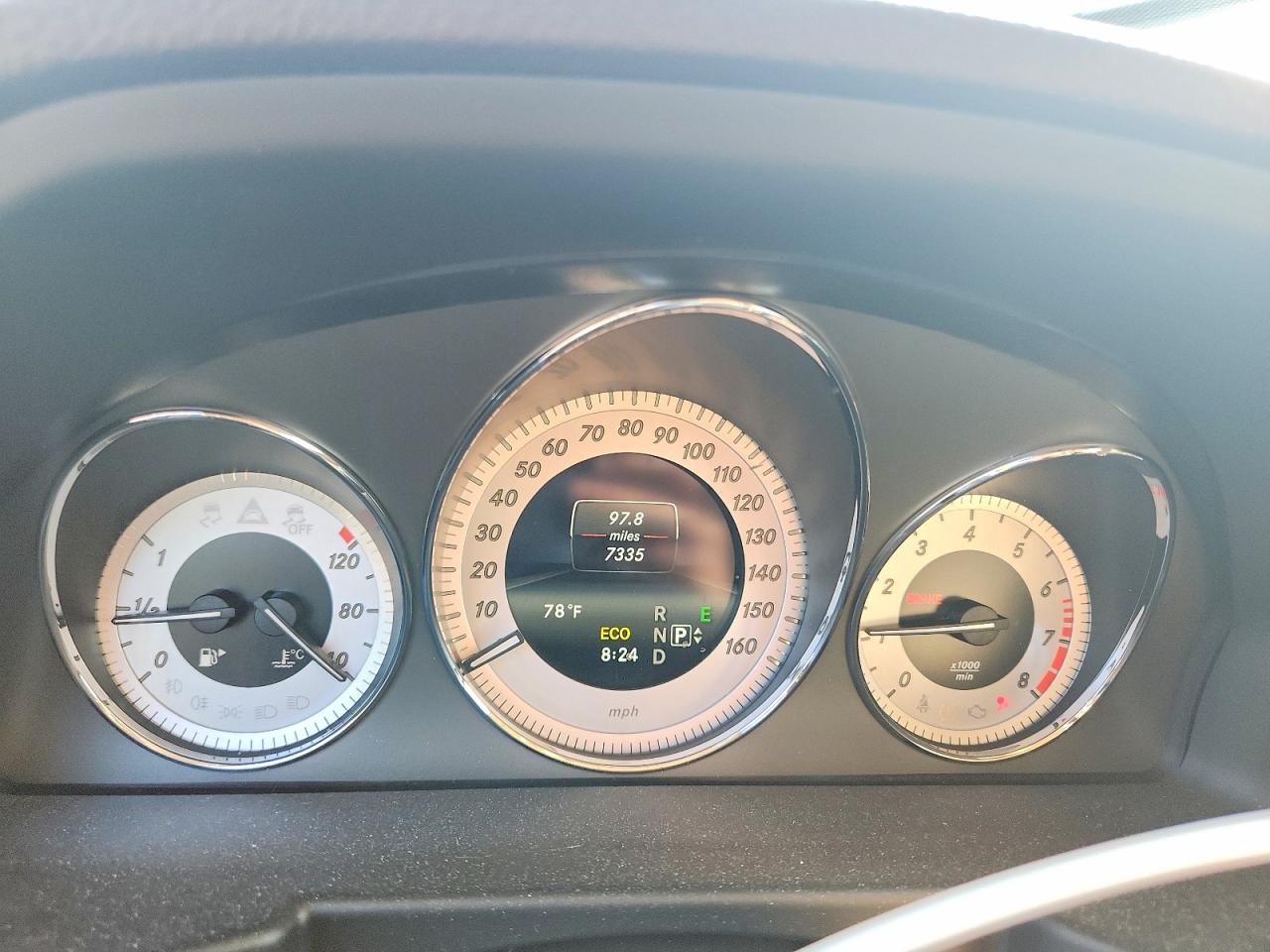 2014 Mercedes-benz Glk 350 4matic White vin: WDCGG8JB3EG260474