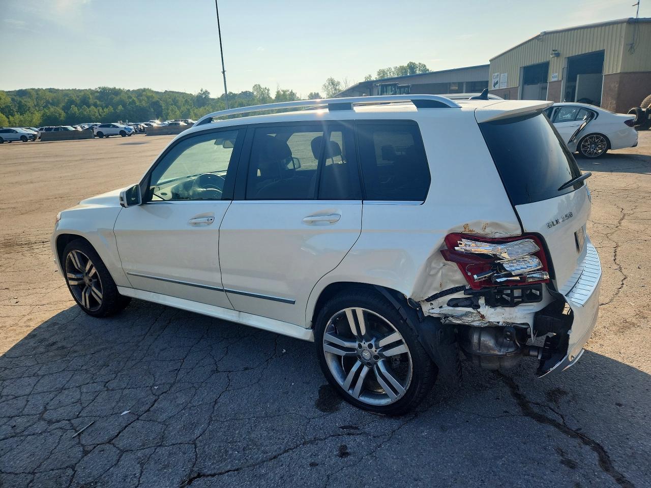 2014 Mercedes-benz Glk 350 4matic White vin: WDCGG8JB3EG260474
