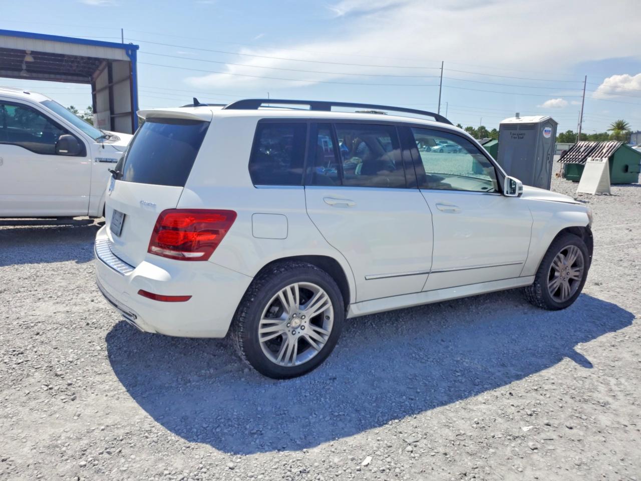 2015 Mercedes-benz Glk 350 4matic White vin: WDCGG8JB3FG352895
