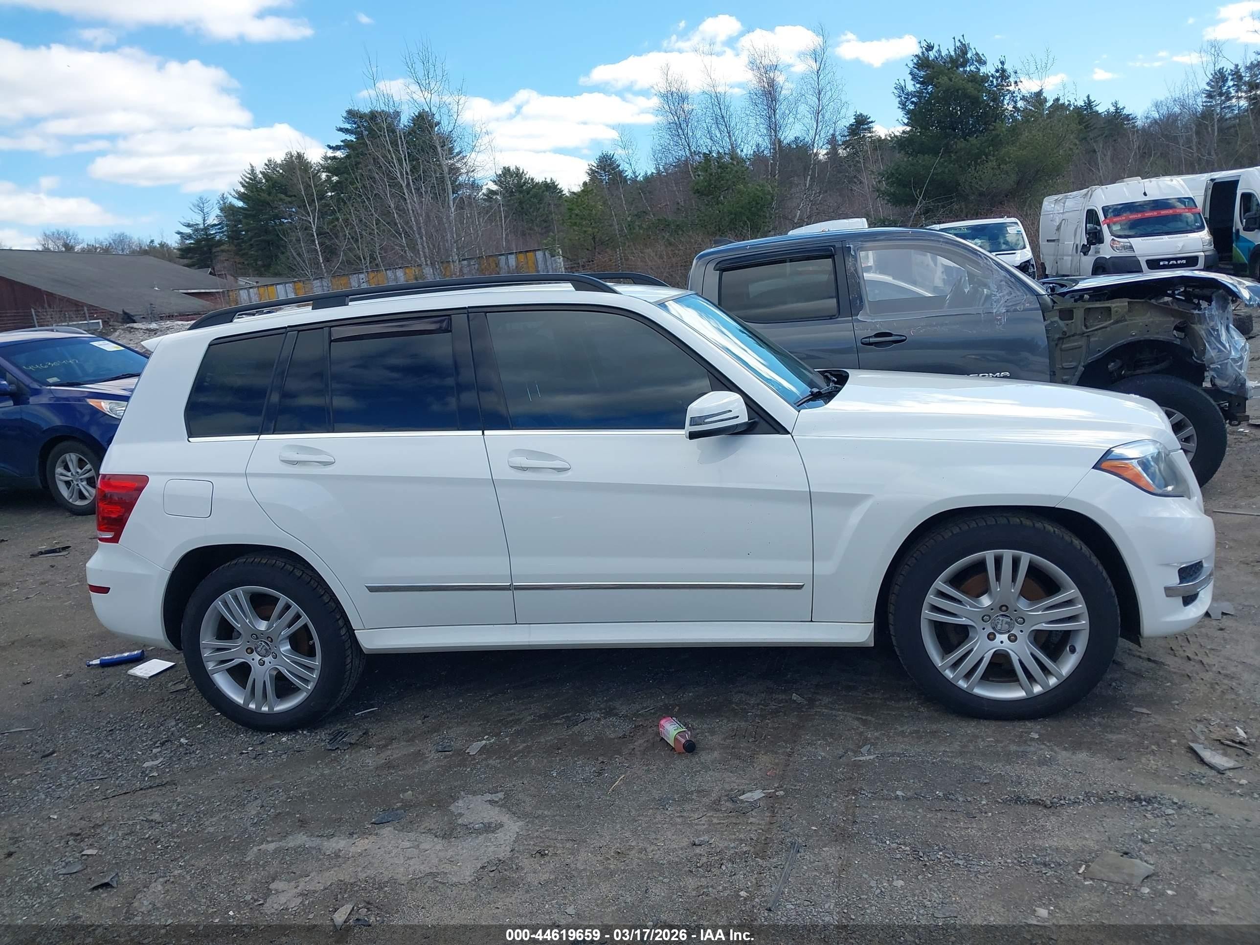 2015 Mercedes-benz Glk 350 4matic White vin: WDCGG8JB3FG402615