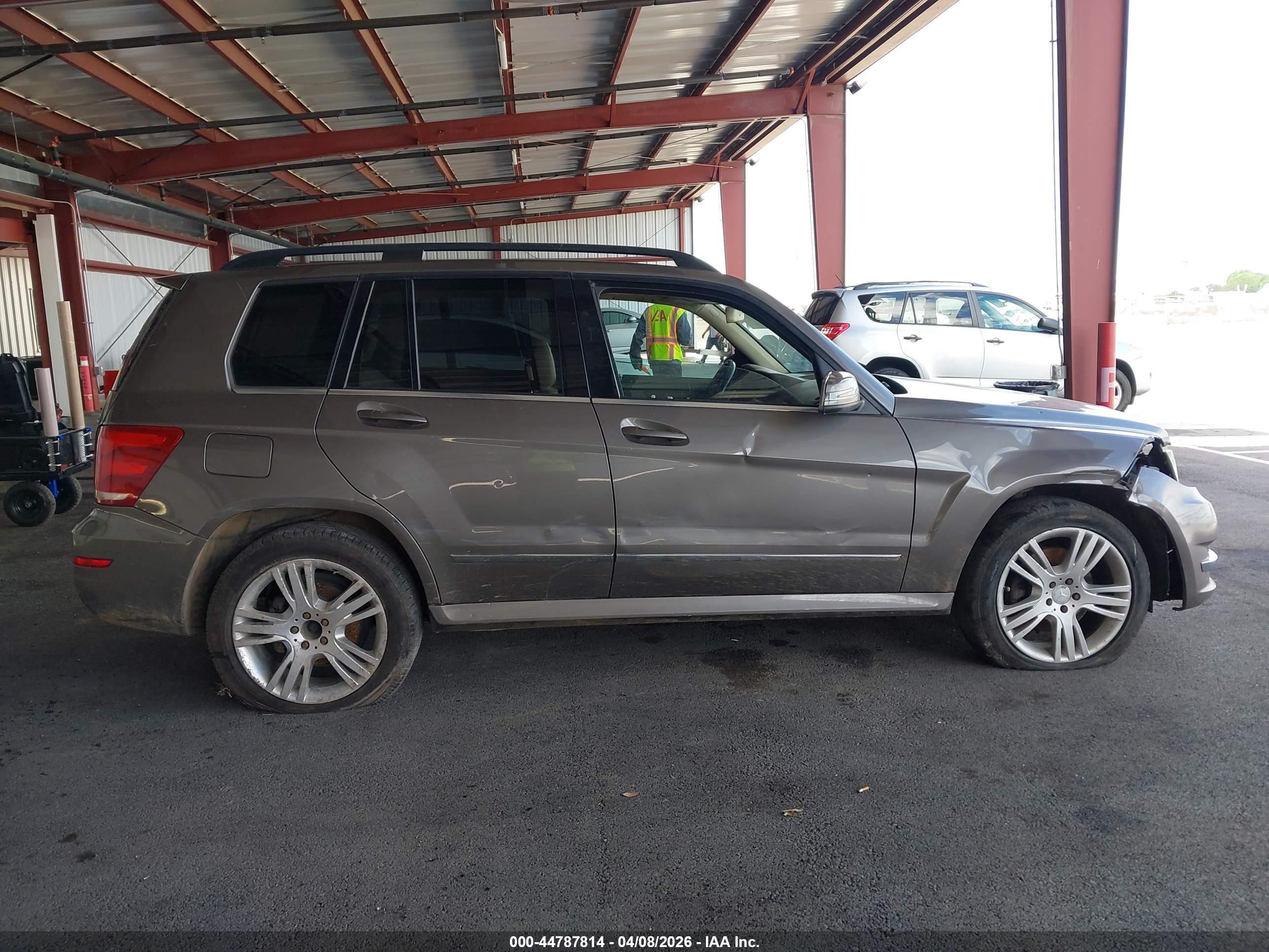 2013 Mercedes-benz Glk 350 4matic Серый vin: WDCGG8JB4DF991208