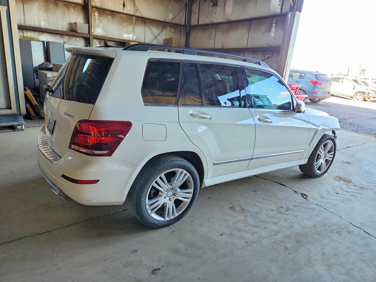 2013 Mercedes-benz Glk 350 4matic White vin: WDCGG8JB4DG151276