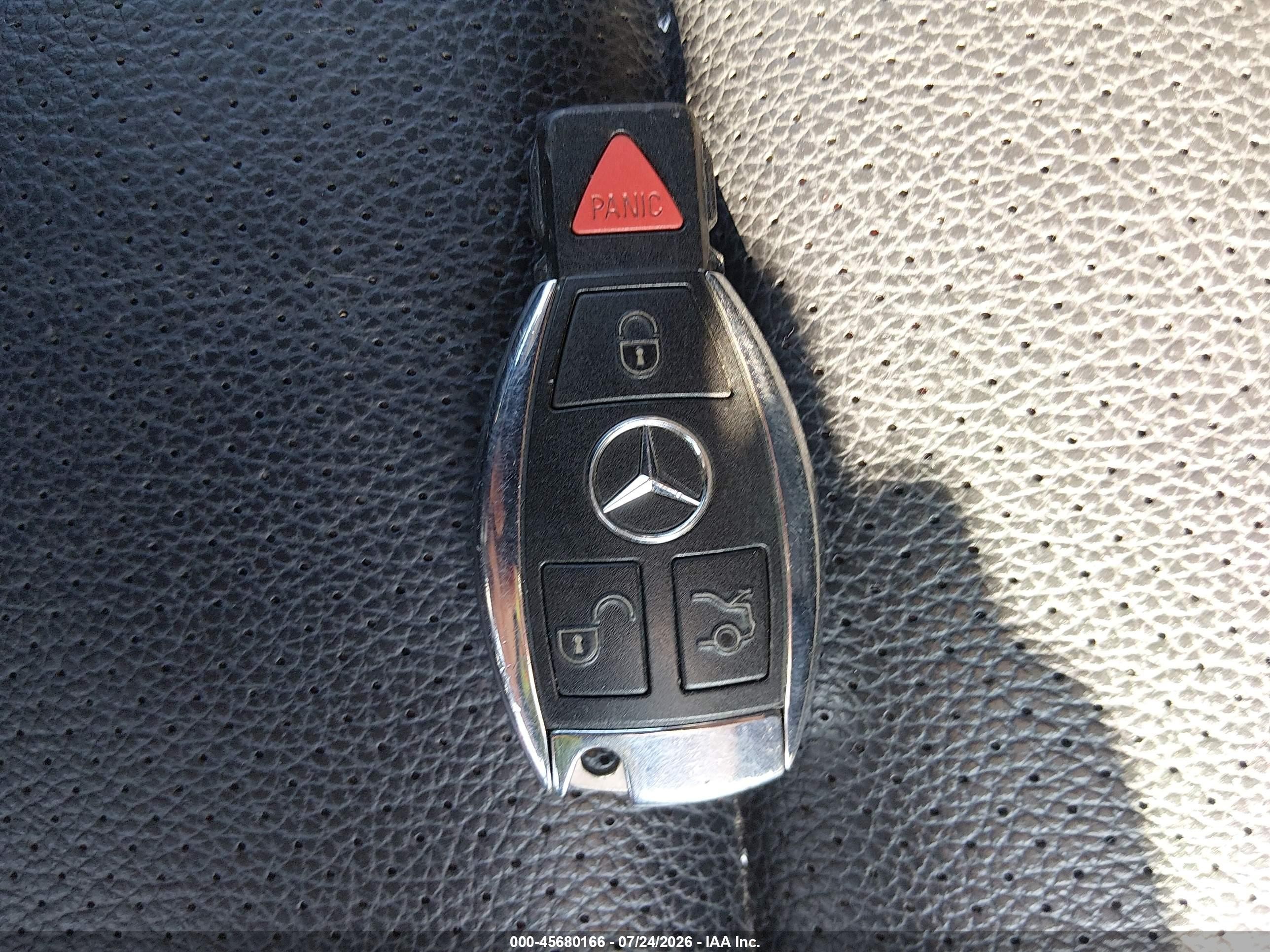2014 Mercedes-benz Glk 350 4matic Red vin: WDCGG8JB4EG280023