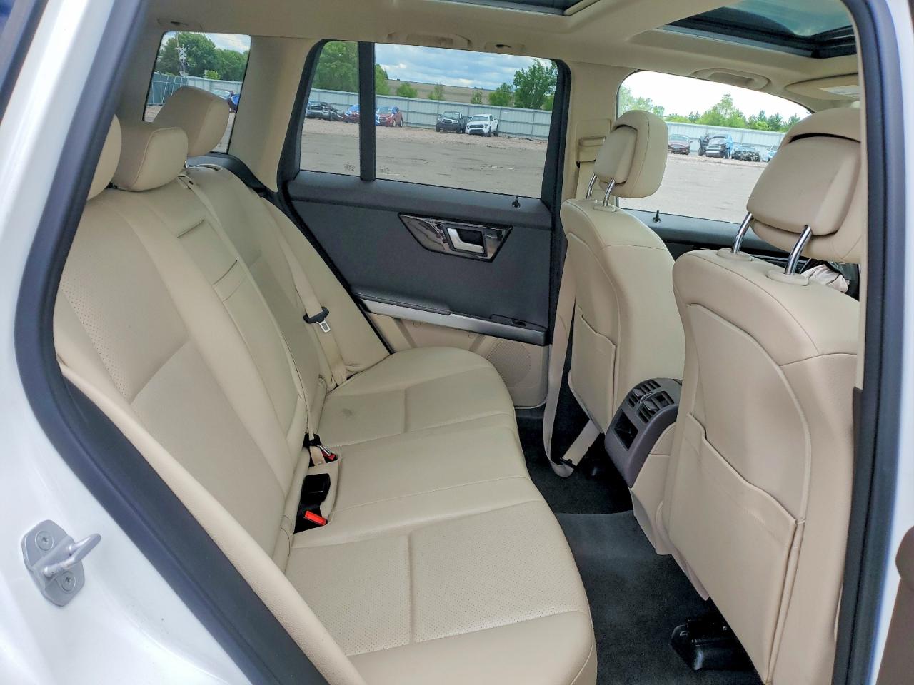 2014 Mercedes-benz Glk 350 4matic White vin: WDCGG8JB4EG330001