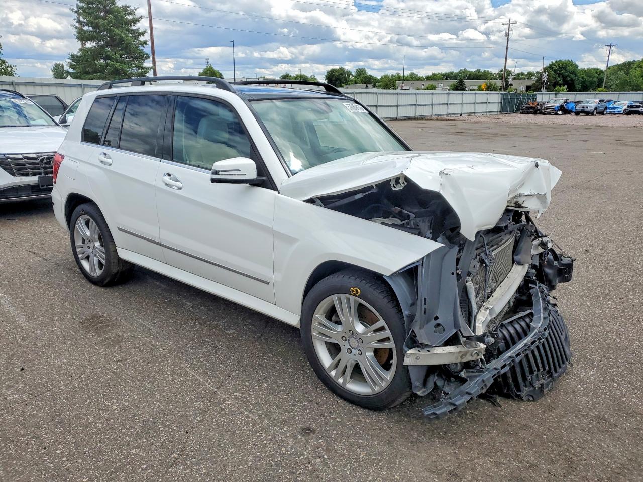 2014 Mercedes-benz Glk 350 4matic White vin: WDCGG8JB4EG330001