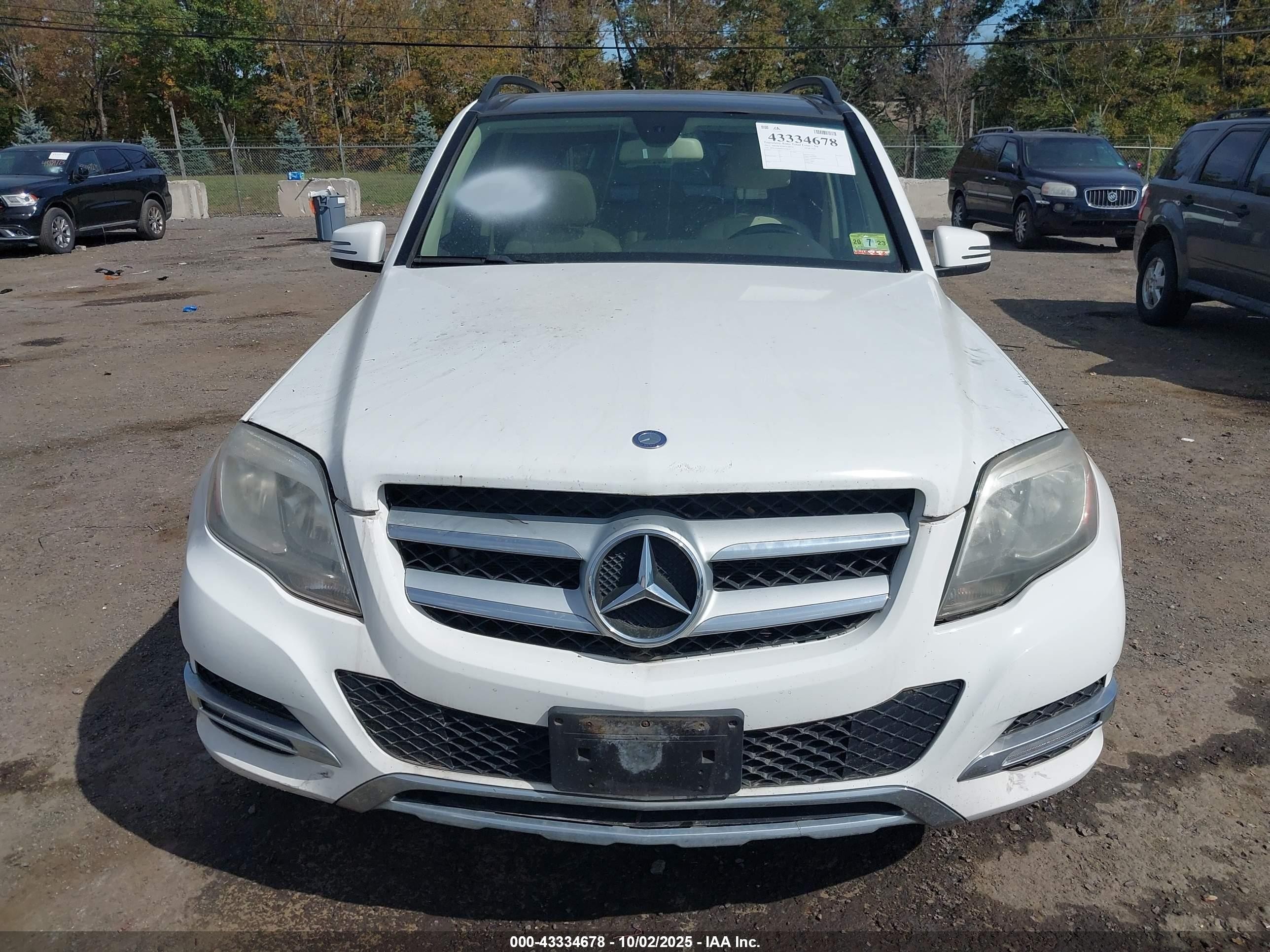 2015 Mercedes-benz Glk 350 4matic White vin: WDCGG8JB4FG342859