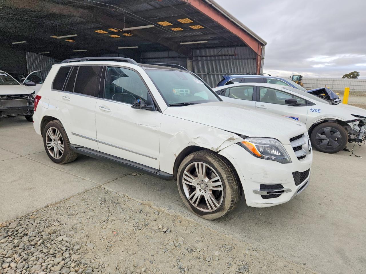 2015 Mercedes-benz Glk 350 4matic White vin: WDCGG8JB4FG379202