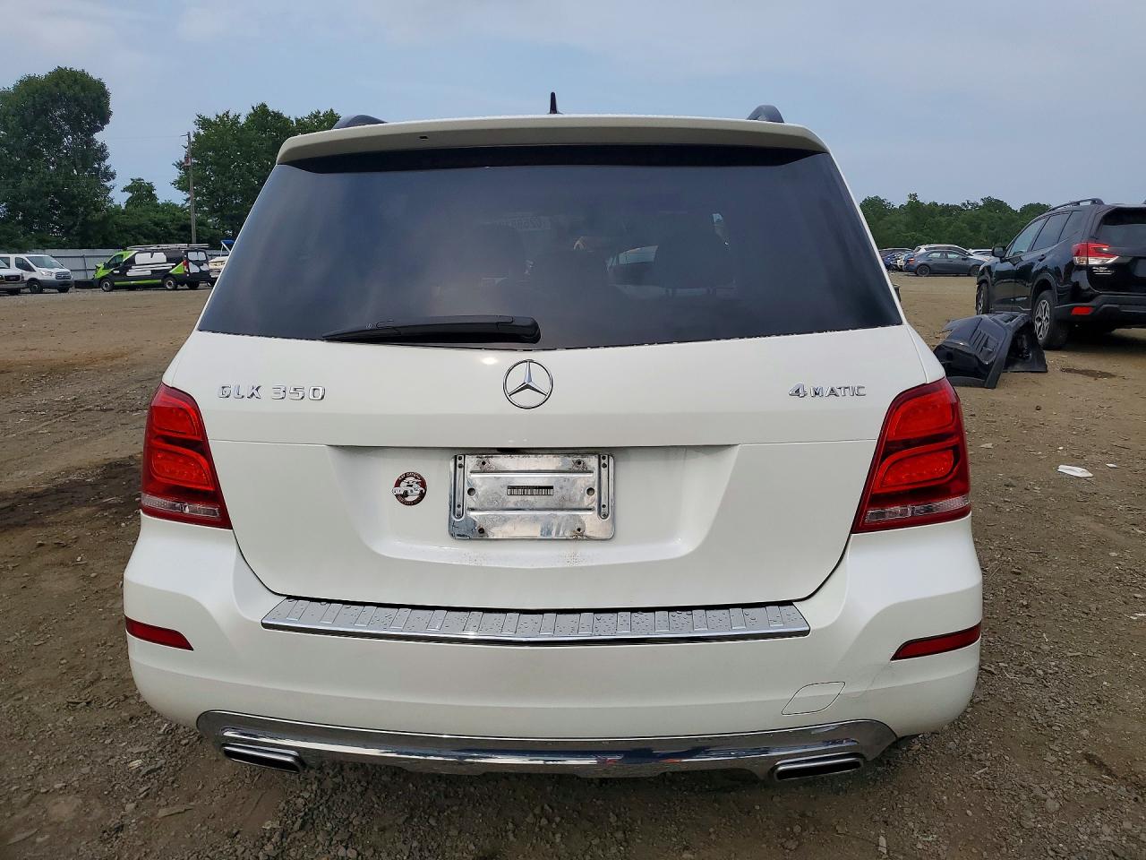 2015 Mercedes-benz Glk 350 4matic White vin: WDCGG8JB4FG436711