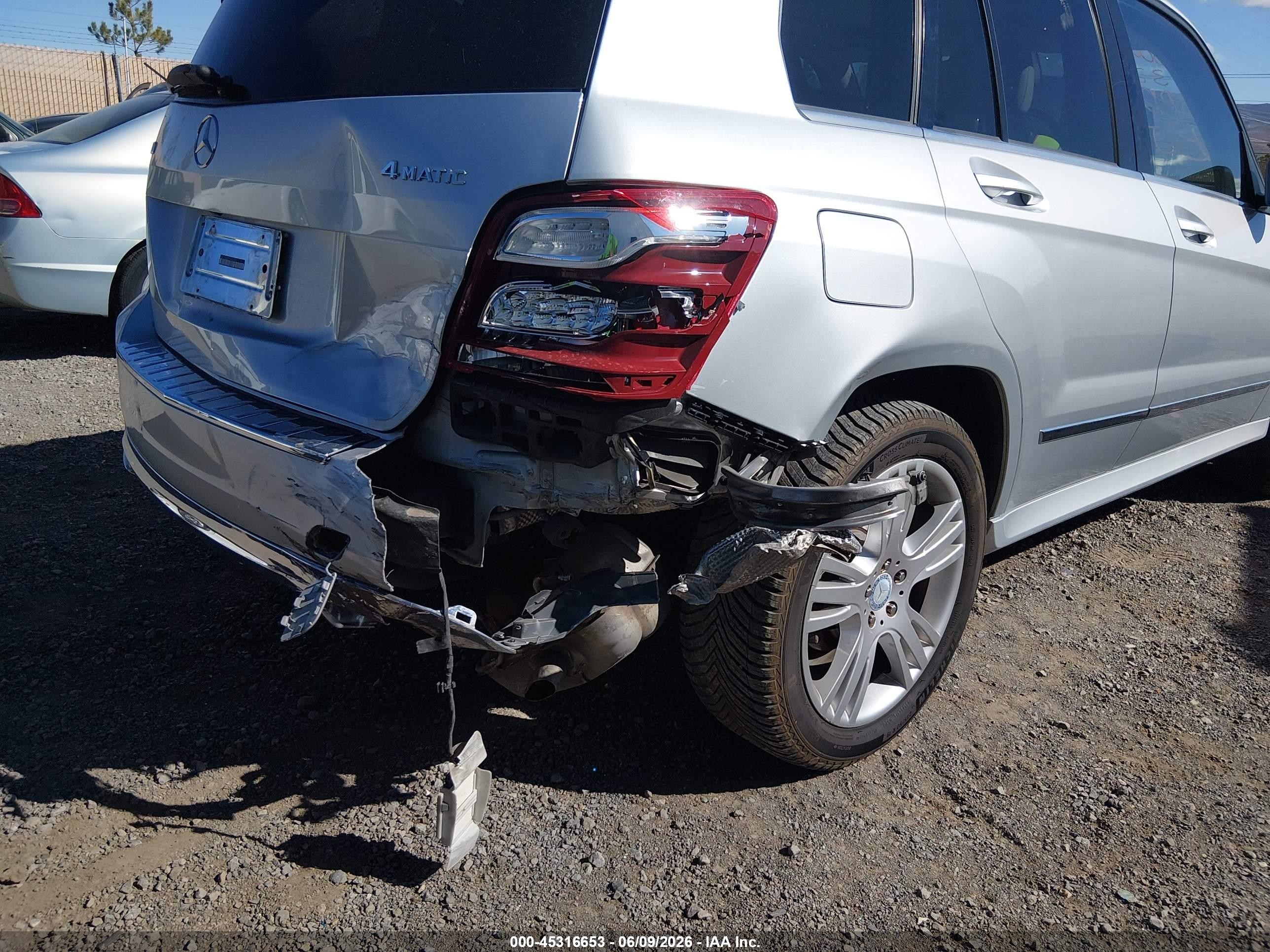 2014 Mercedes-benz Glk 350 4matic Silver vin: WDCGG8JB5EG302580