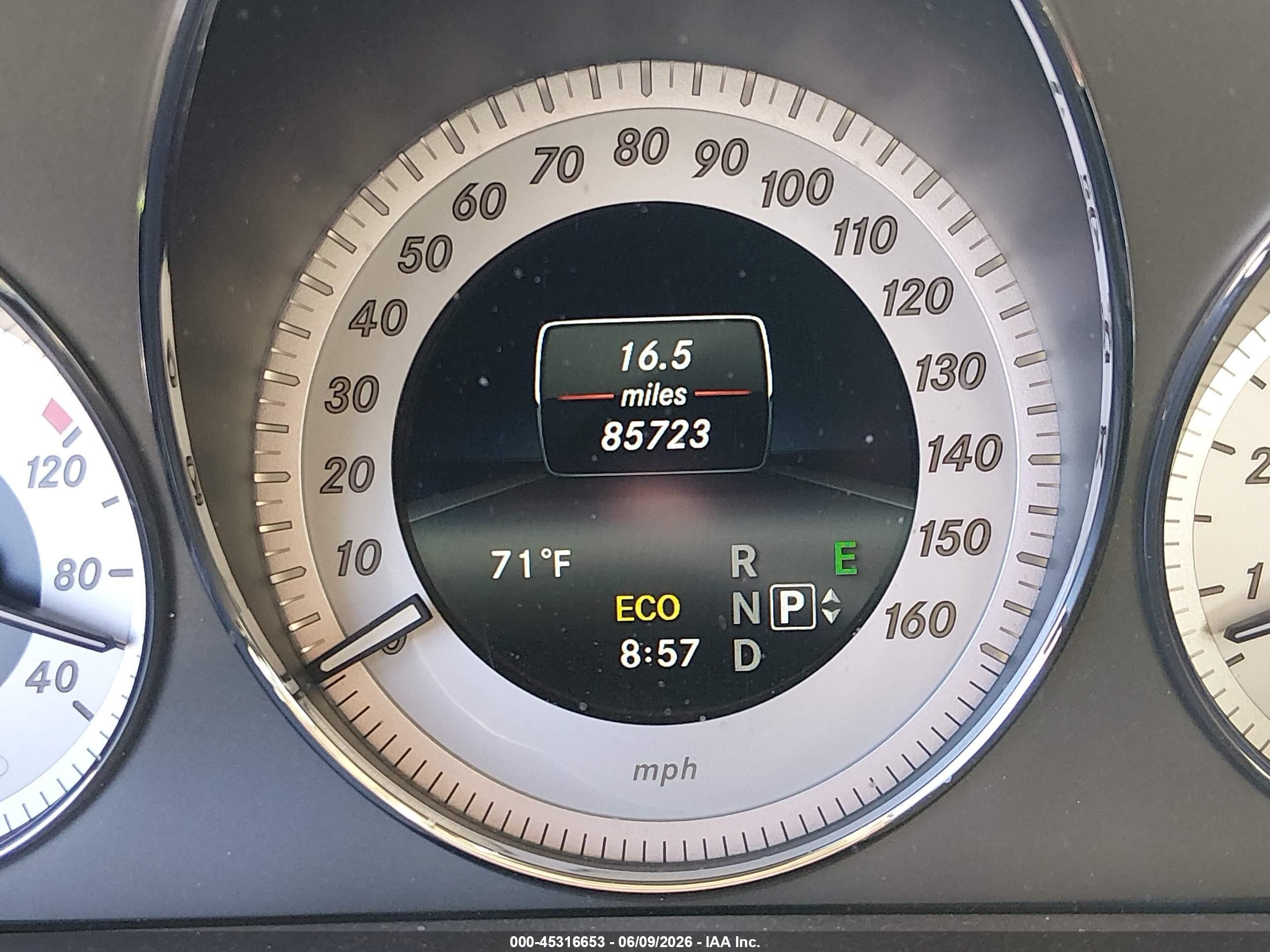 2014 Mercedes-benz Glk 350 4matic Silver vin: WDCGG8JB5EG302580