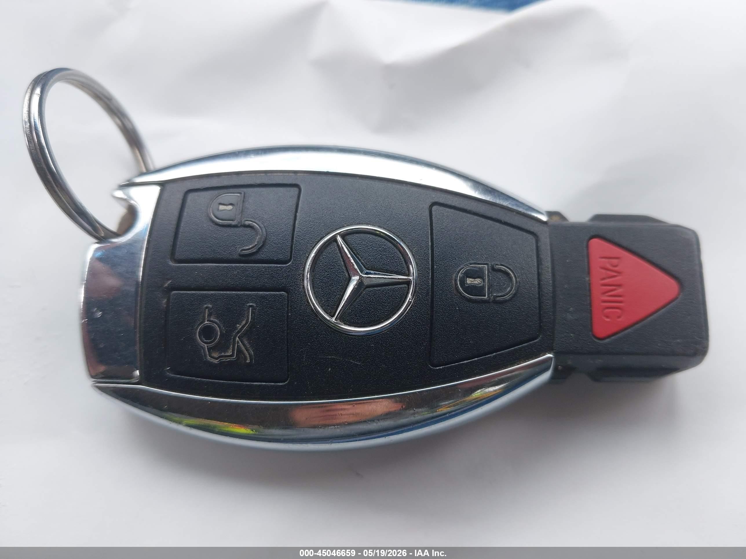 2014 Mercedes-benz Glk 350 4matic Белый vin: WDCGG8JB5EG309724