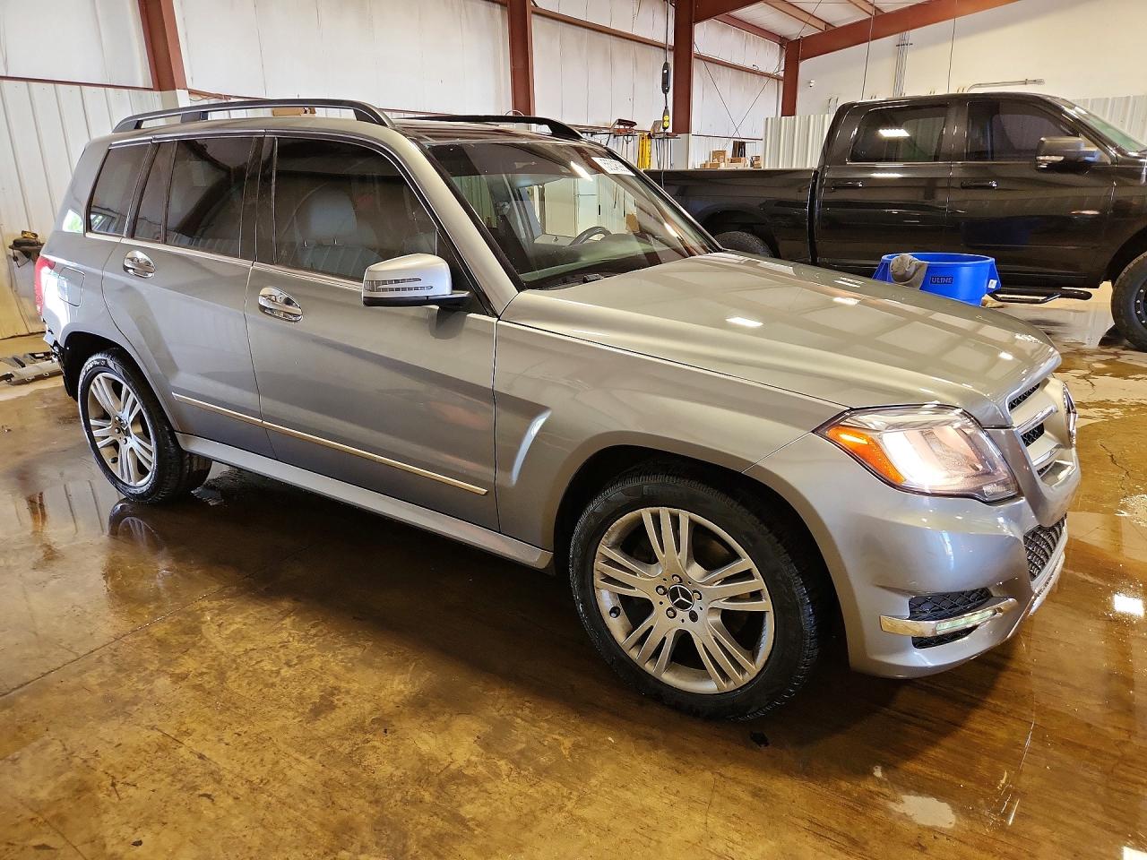 2015 Mercedes-benz Glk 350 4matic Silver vin: WDCGG8JB5FG410621