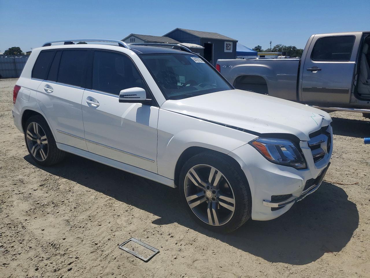 2015 Mercedes-benz Glk 350 4matic White vin: WDCGG8JB5FG414023