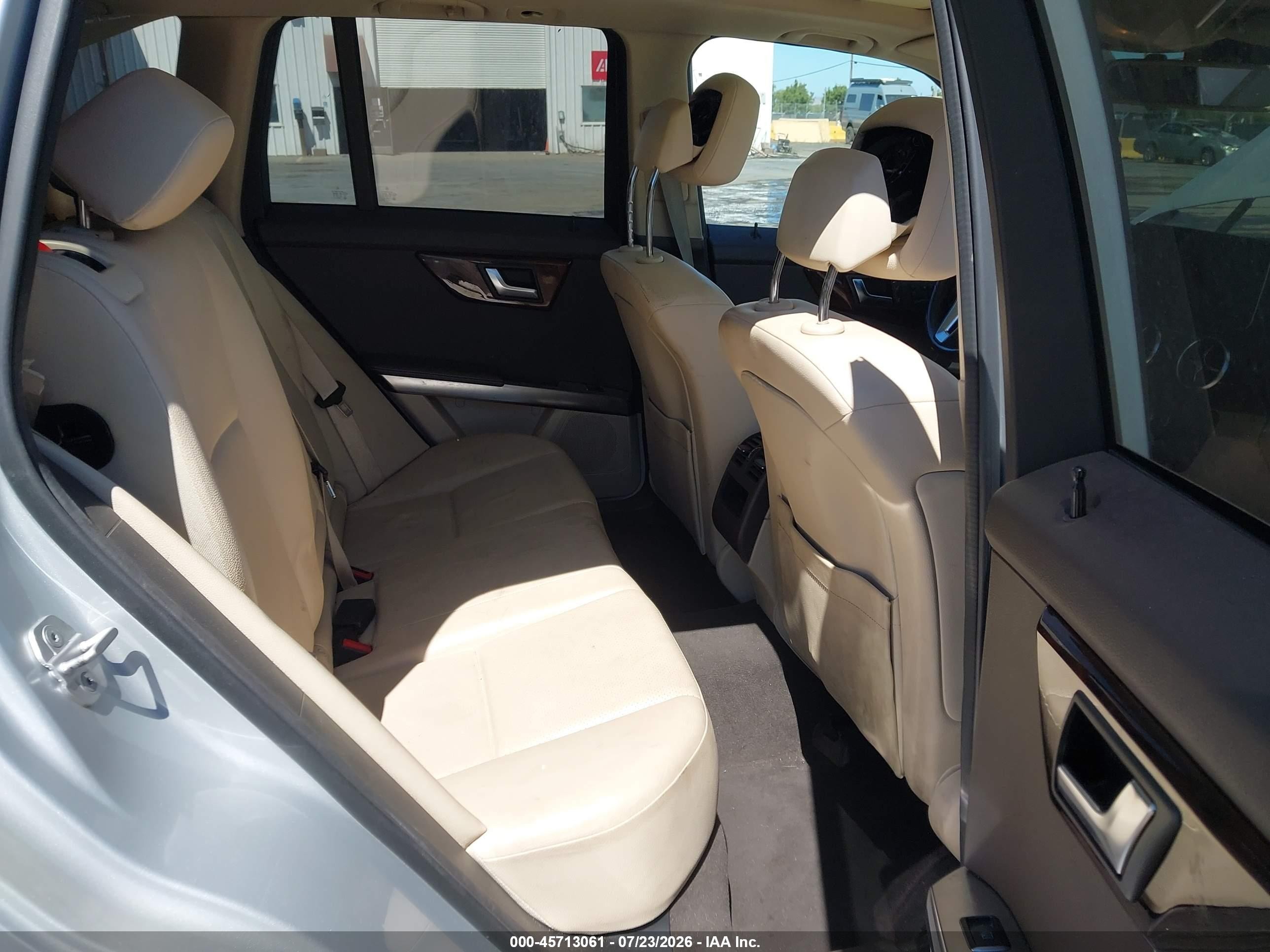 2013 Mercedes-benz Glk 350 4matic Silver vin: WDCGG8JB6DG040535