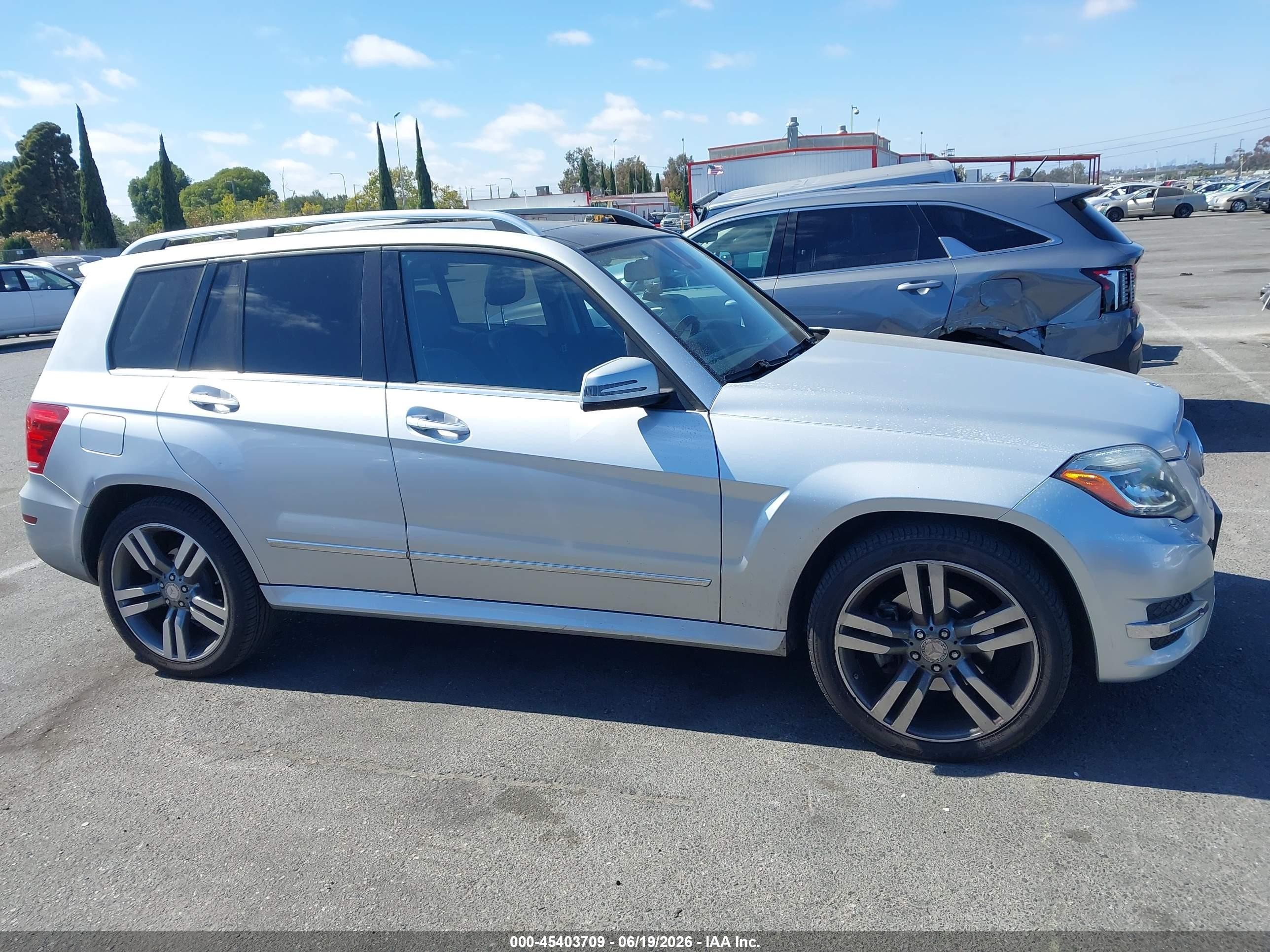2013 Mercedes-benz Glk 350 4matic Silver vin: WDCGG8JB6DG042396
