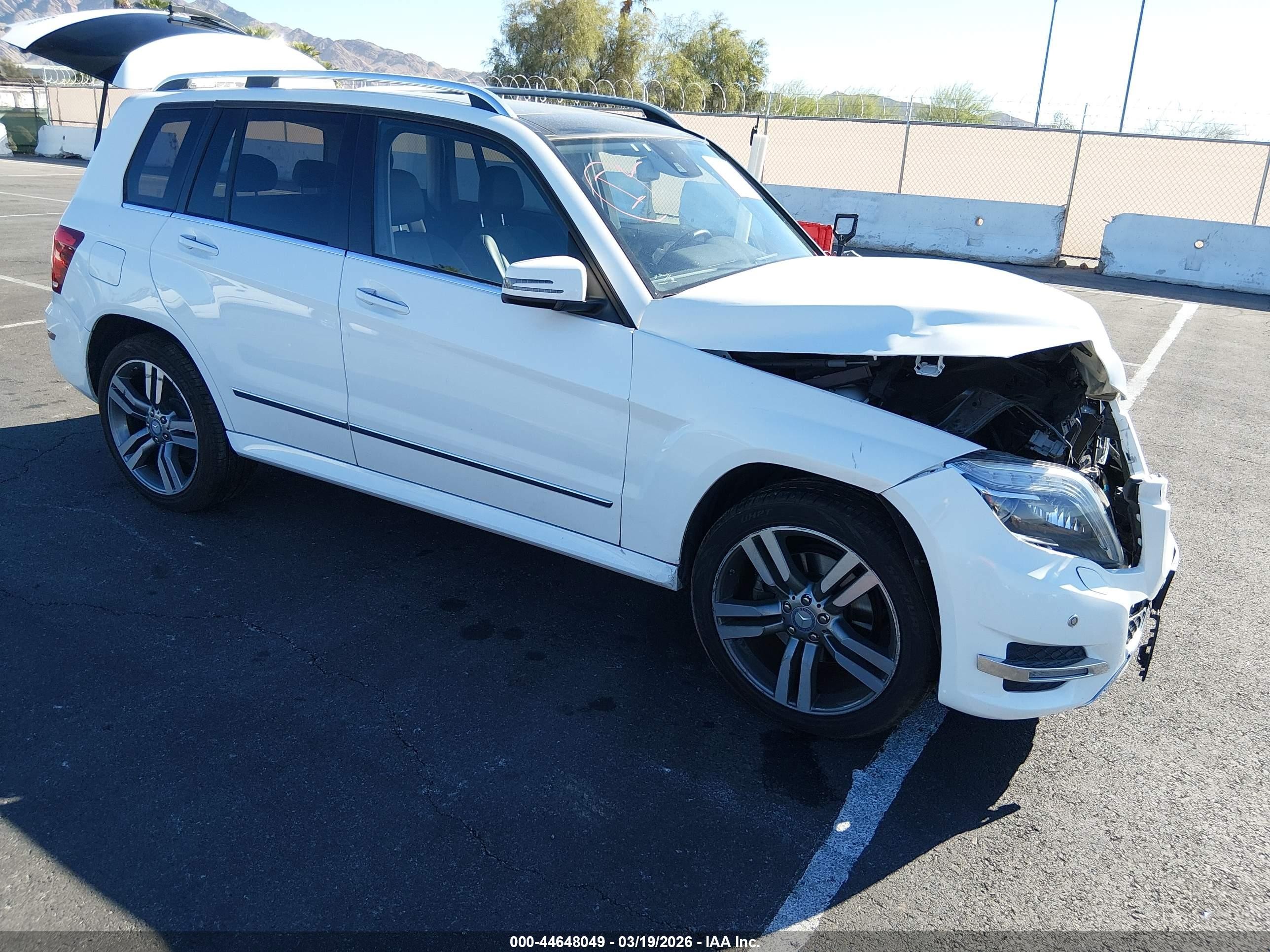 2013 Mercedes-benz Glk 350 4matic Белый vin: WDCGG8JB6DG053284