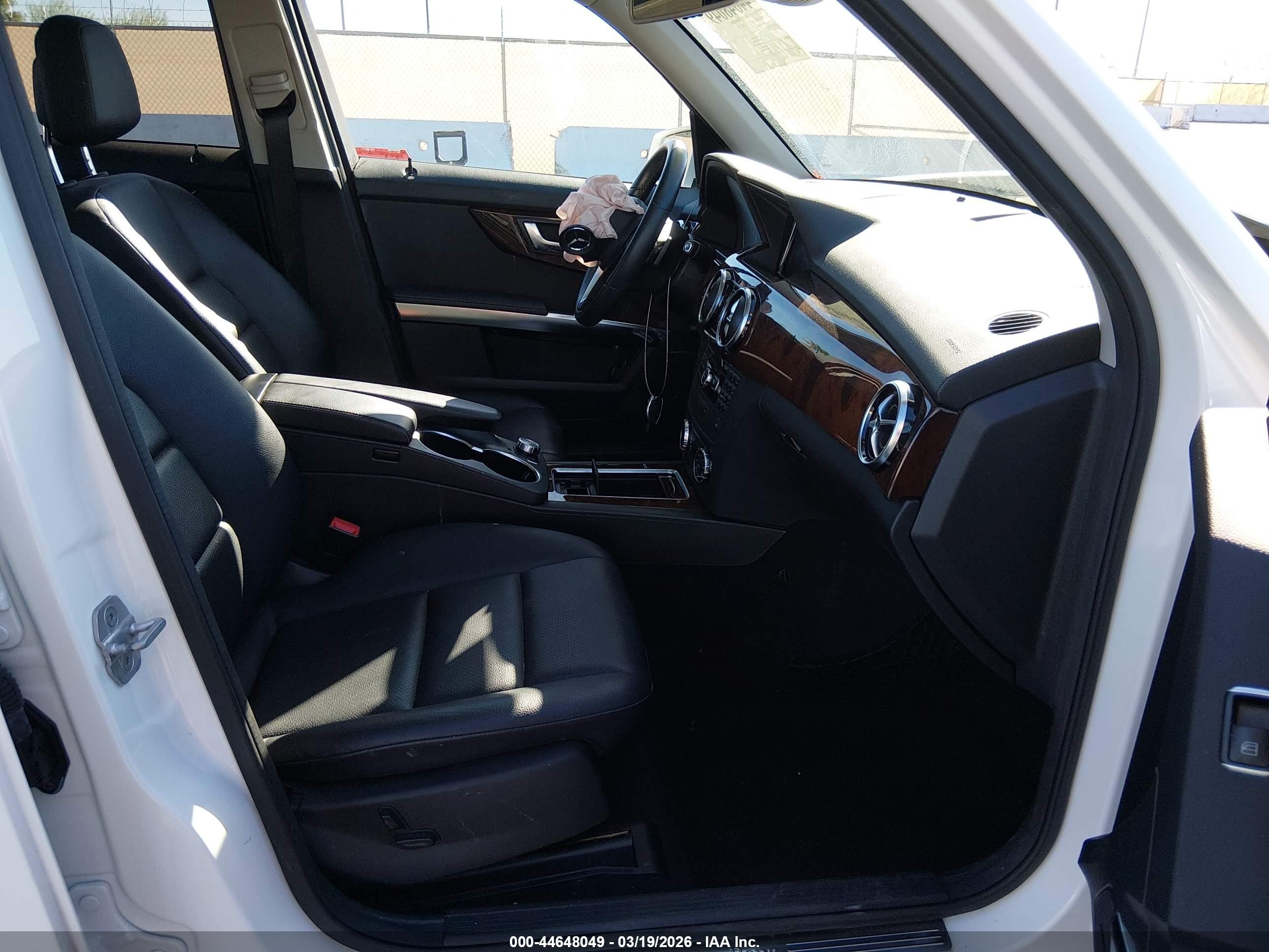 2013 Mercedes-benz Glk 350 4matic Белый vin: WDCGG8JB6DG053284