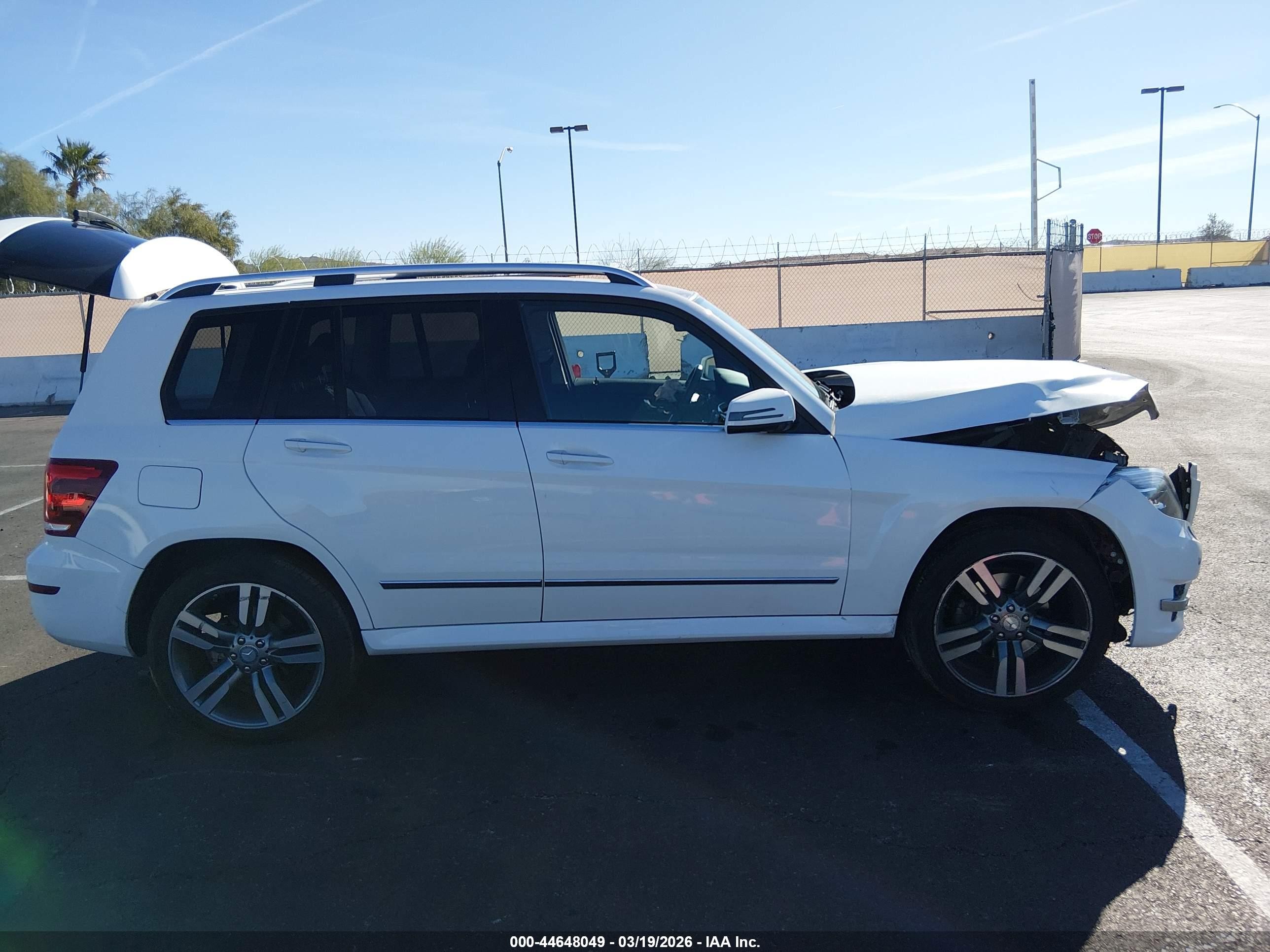 2013 Mercedes-benz Glk 350 4matic Белый vin: WDCGG8JB6DG053284