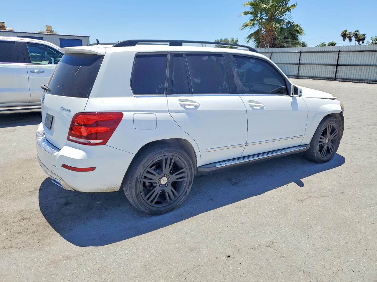 2014 Mercedes-benz Glk 350 4matic White vin: WDCGG8JB6EG203038